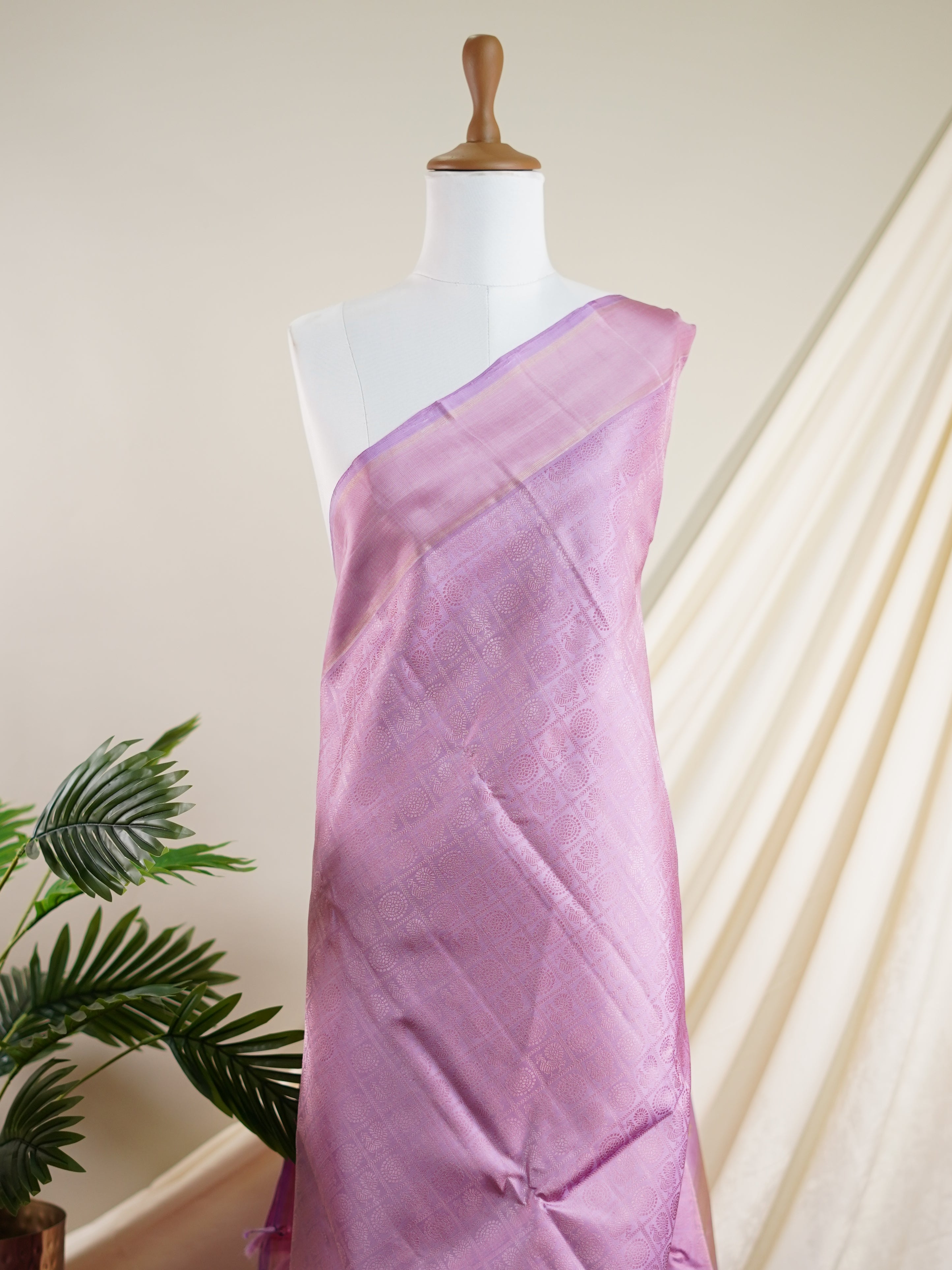 Kanchipuram Silk Lavender 100% Pure Silk  - Manoranjitham Weaves - Handloom Store