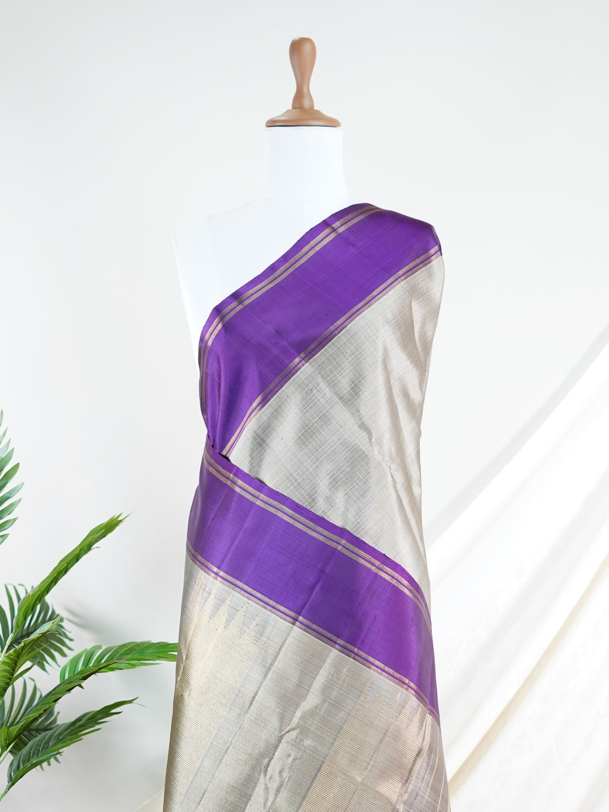 Kanchipuram Silk Grey 100% Pure Silk  - Manoranjitham Weaves - Handloom Store