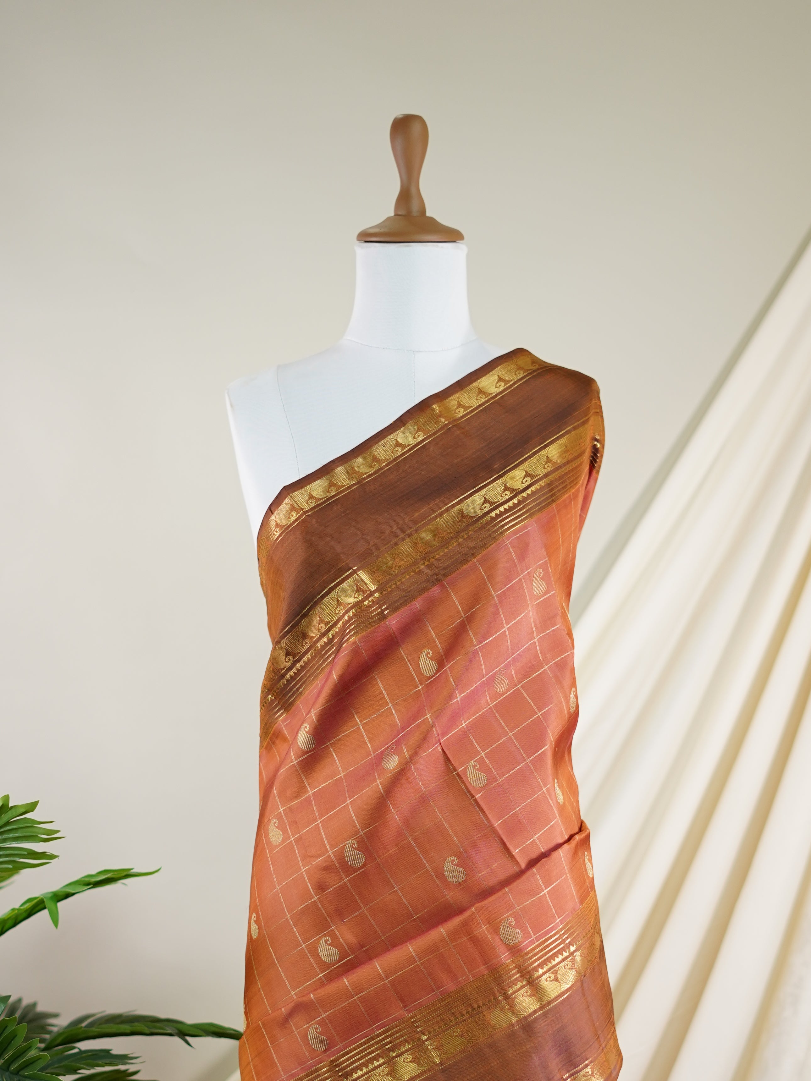 Kanchipuram Silk Peach 100% Pure Silk  - Manoranjitham Weaves - Handloom Store