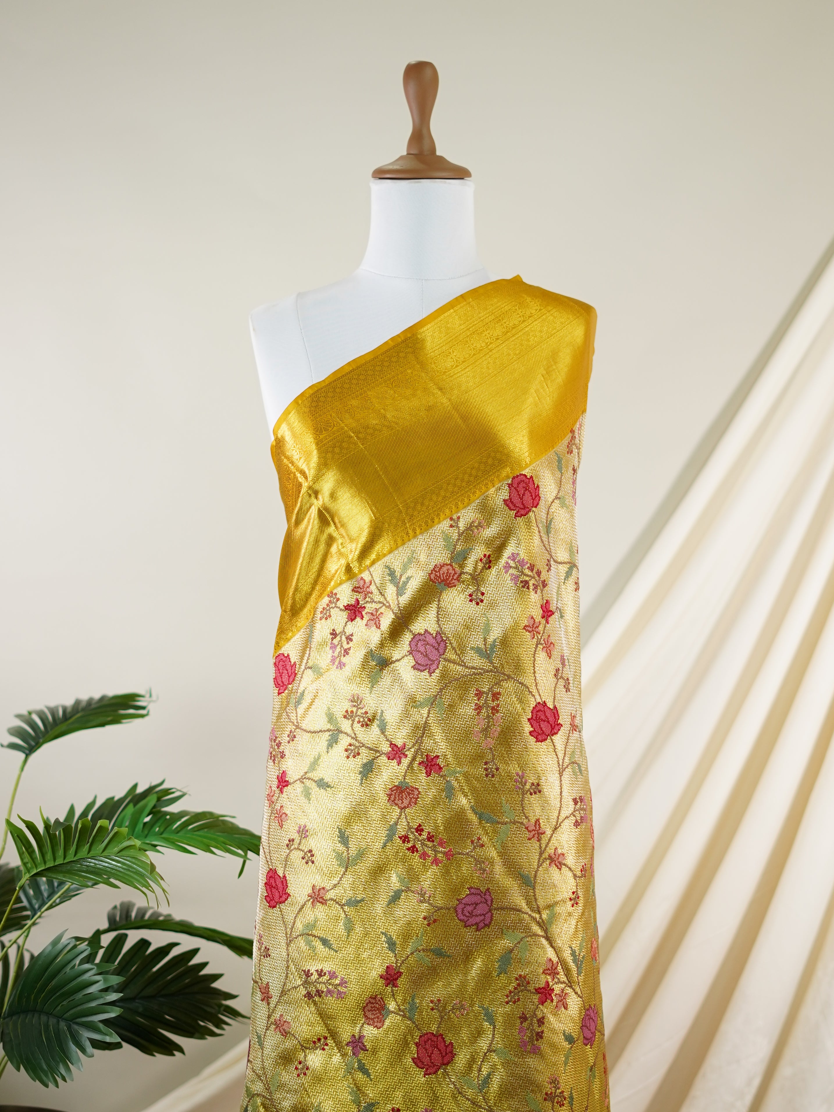 Kanchipuram Silk Yellow 100% Pure Silk  - Manoranjitham Weaves - Handloom Store