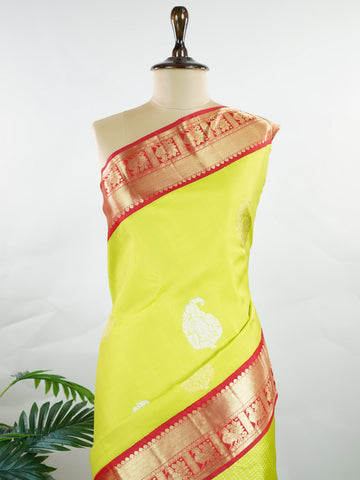 Kanchipuram Silk Beautiful Trdaditional kanjivaram Janaki - Manoranjitham Weaves - Handloom Store
