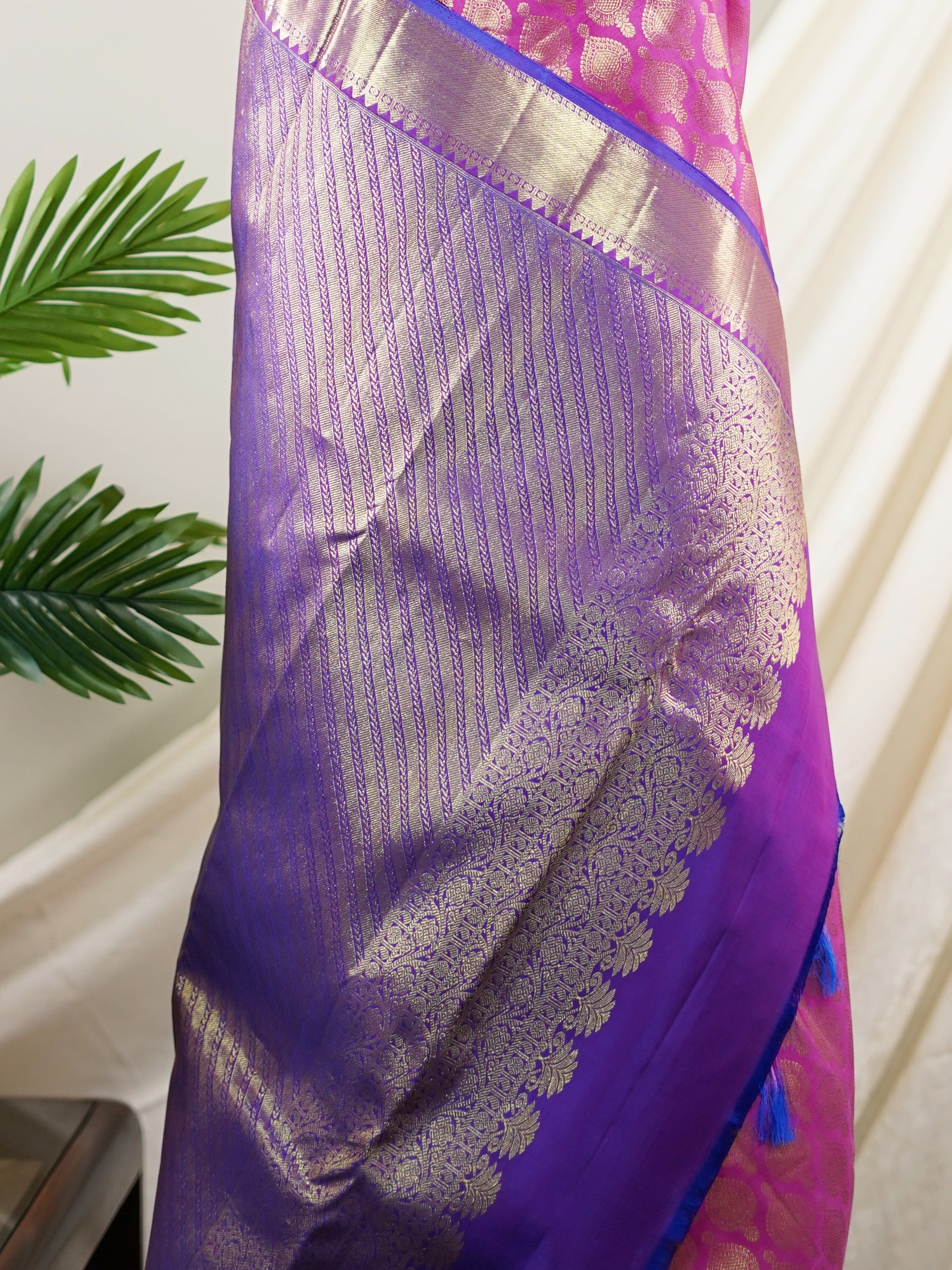 Kanchipuram Silk Pink 100% Pure Silk  - Manoranjitham Weaves - Handloom Store
