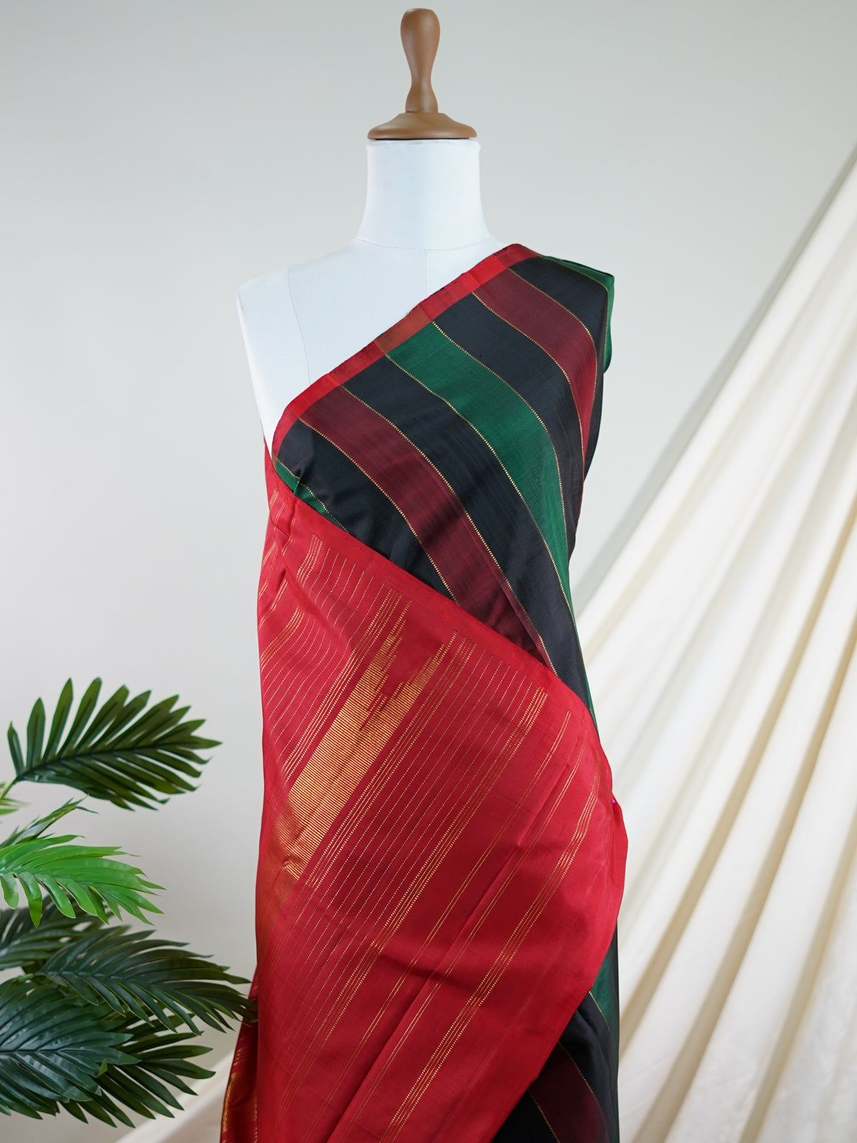 Kanchipuram Silk Red Black Green 100% Pure Silk  - Manoranjitham Weaves - Handloom Store