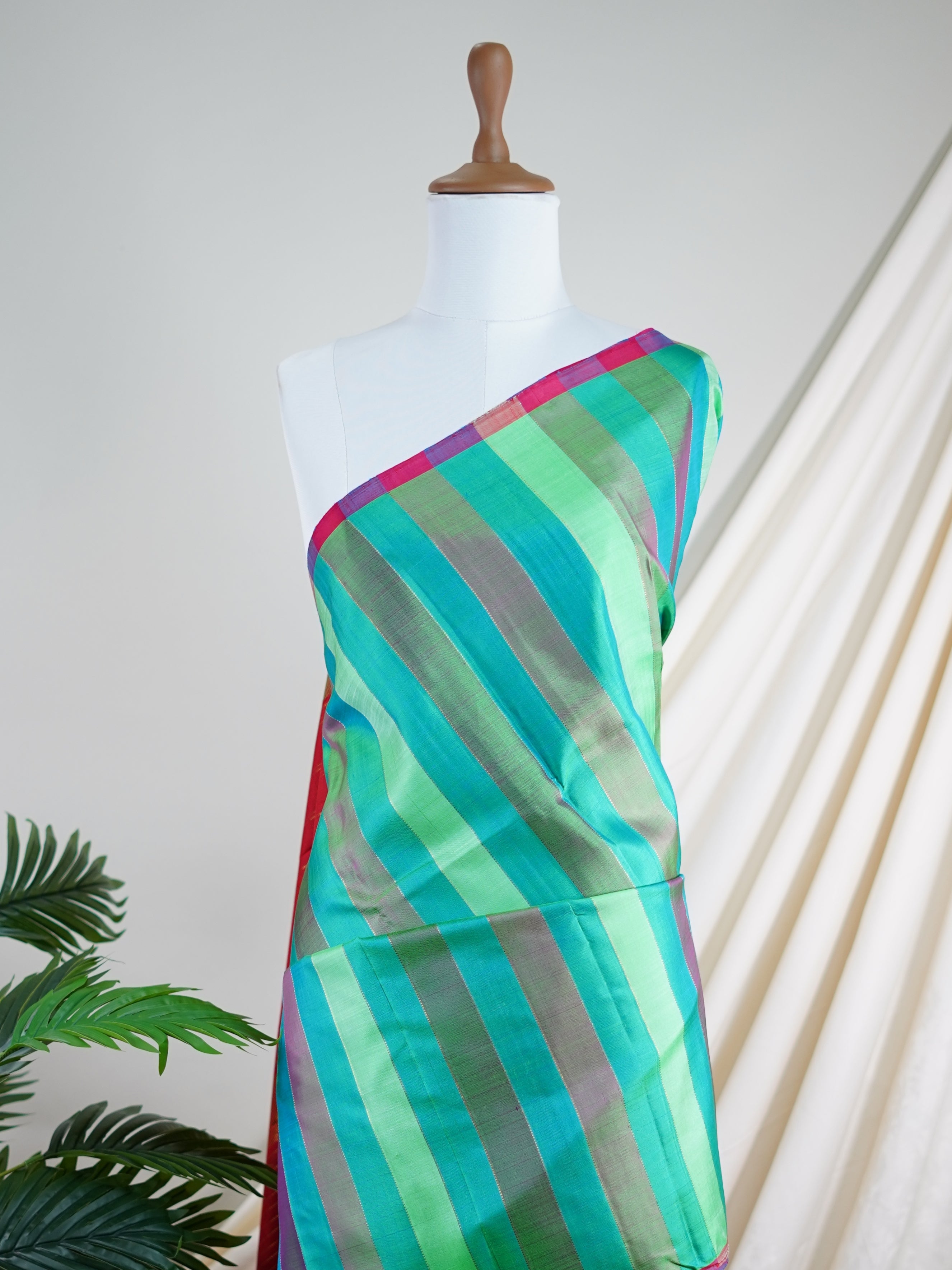 Kanchipuram Silk Green And Brown 100% Pure Silk  - Manoranjitham Weaves - Handloom Store