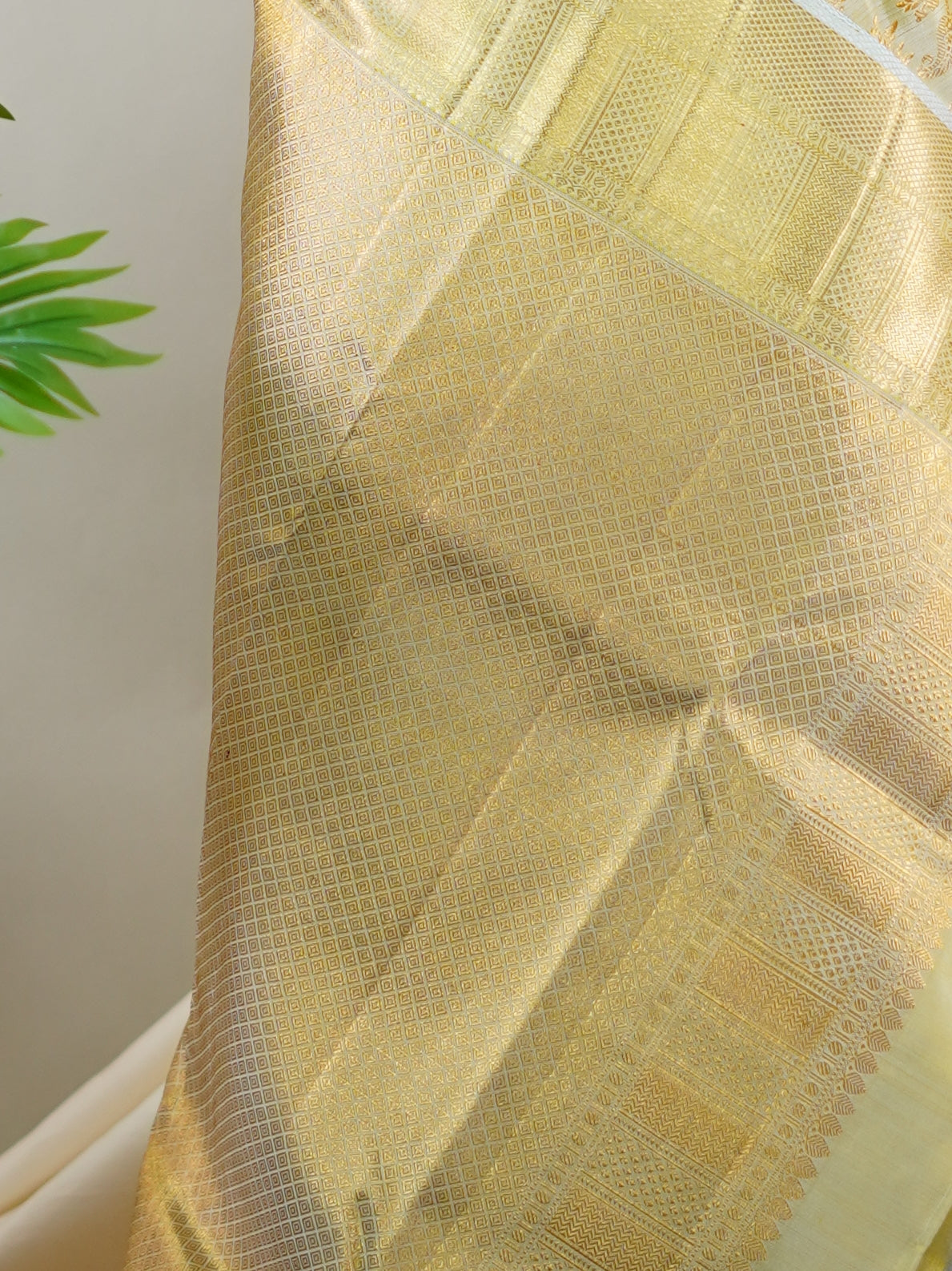 Kanchipuram Silk Light Yellow 100% Pure Silk  - Manoranjitham Weaves - Handloom Store