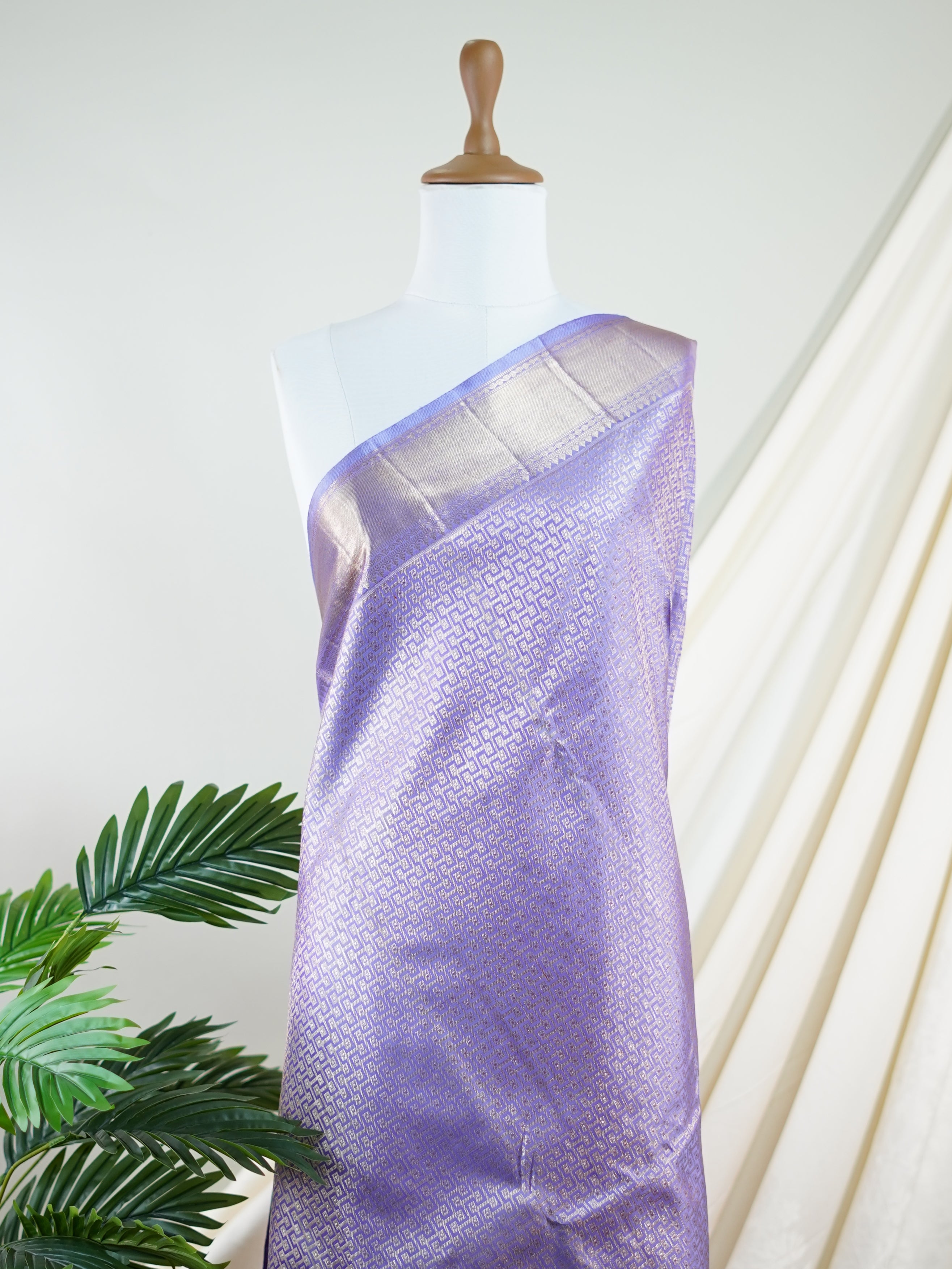 Kanchipuram Silk Violet 100% Pure Silk  - Manoranjitham Weaves - Handloom Store