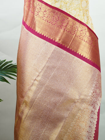 Kanchipuram Silk  Kanjivaram Silk - Manoranjitham Weaves - Handloom Store