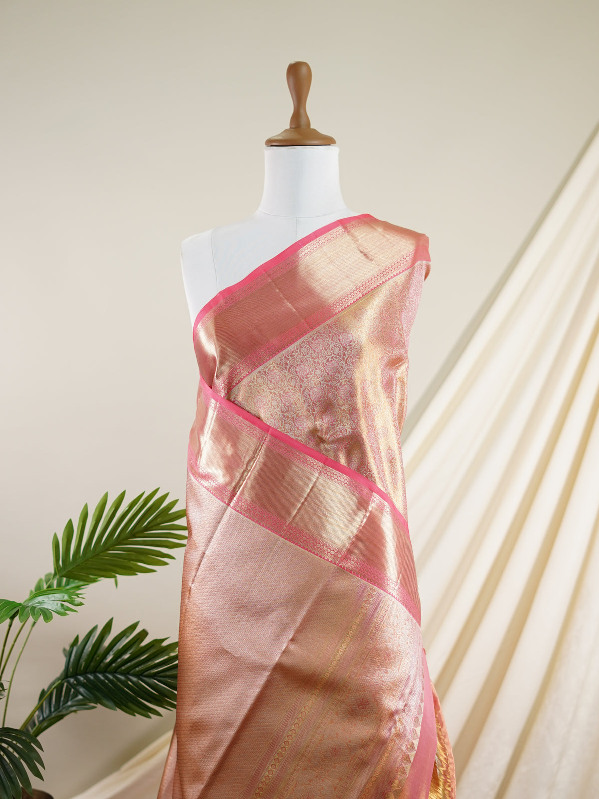 Kanchipuram Silk  100% Pure Silk  - Manoranjitham Weaves - Handloom Store
