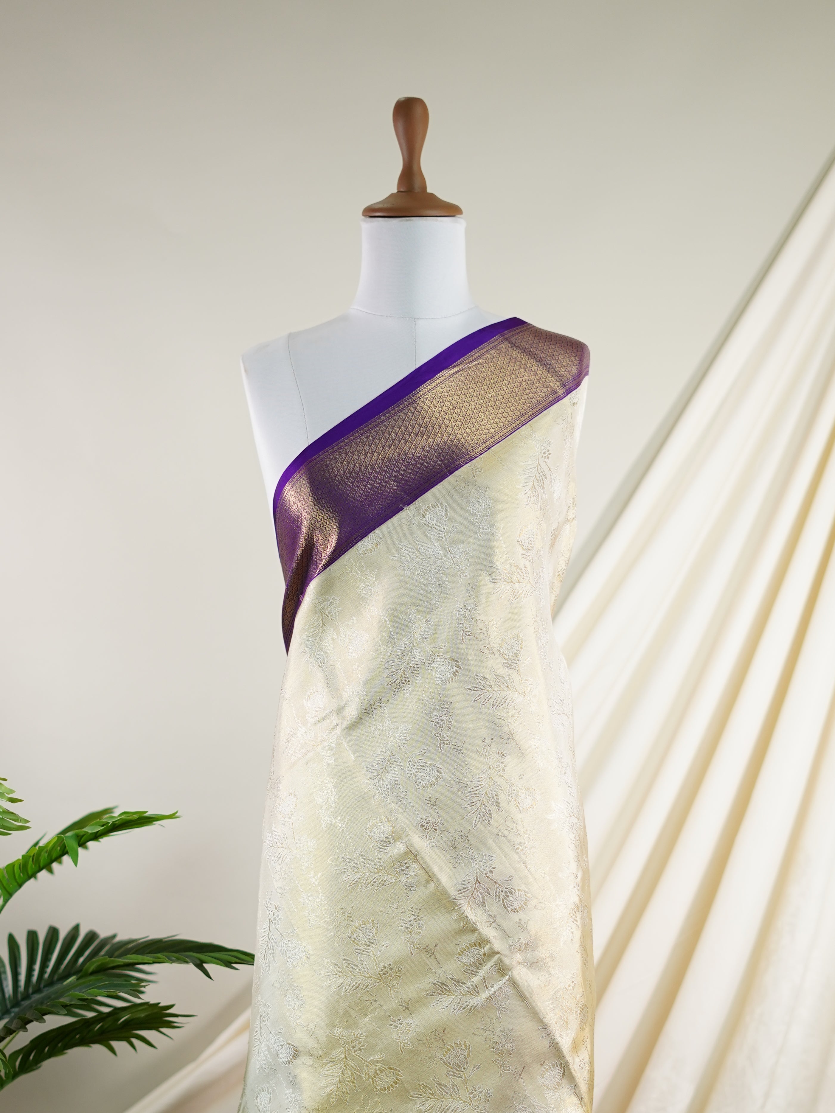 Kanchipuram Silk Cream 100% Pure Silk  - Manoranjitham Weaves - Handloom Store