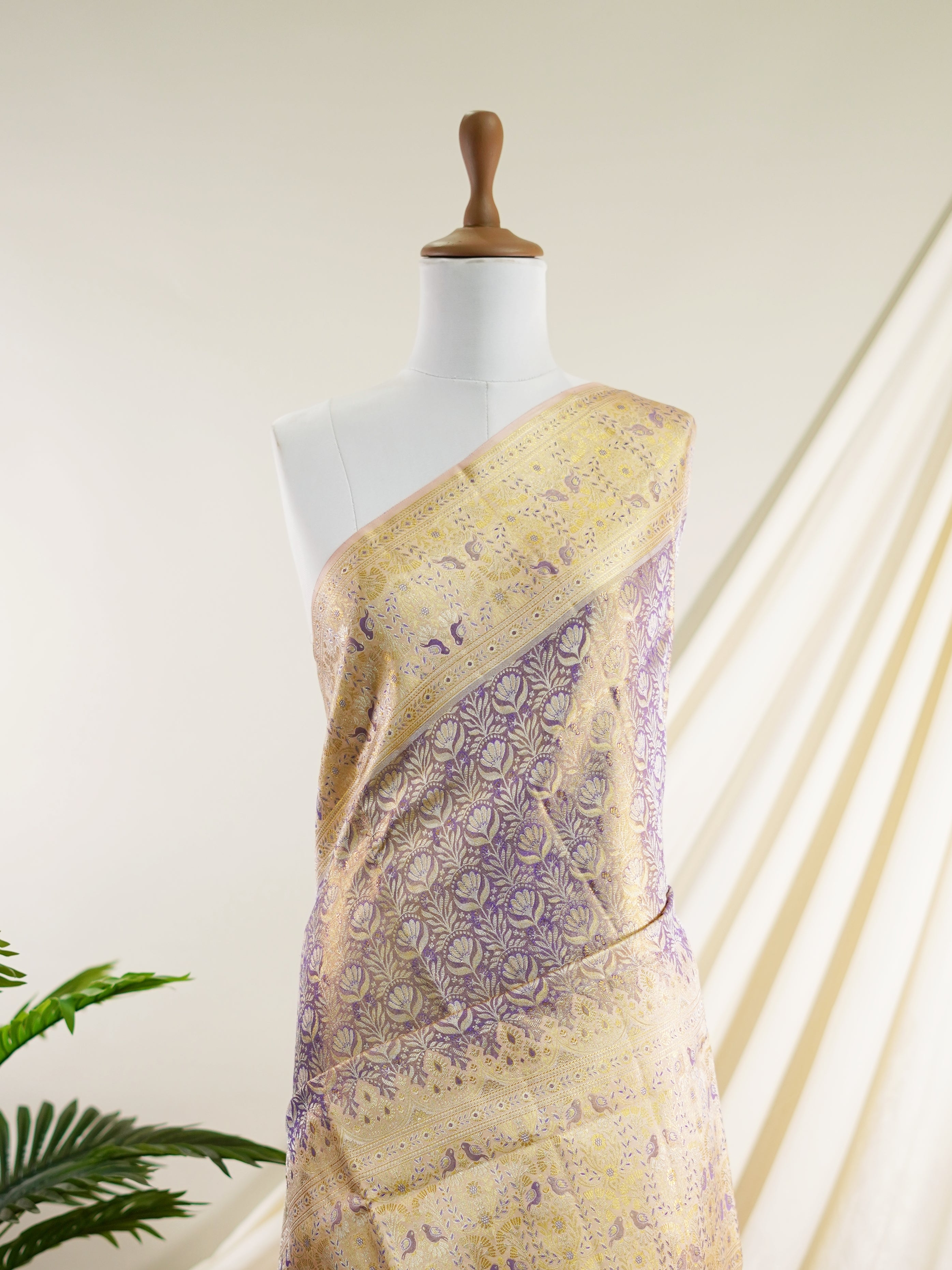 Kanchipuram Silk Lavender 100% Pure Silk  - Manoranjitham Weaves - Handloom Store