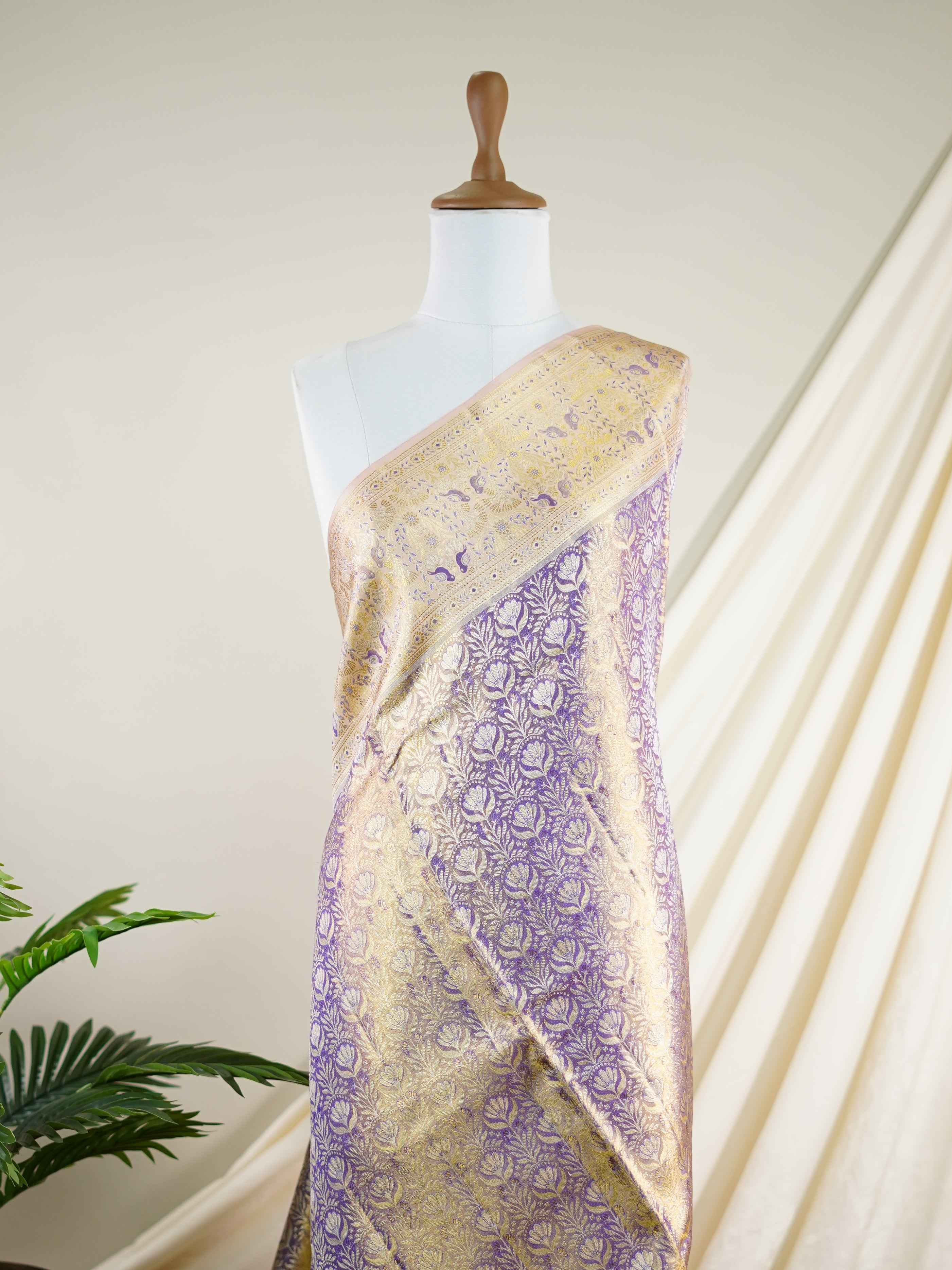 Kanchipuram Silk Lavender 100% Pure Silk  - Manoranjitham Weaves - Handloom Store
