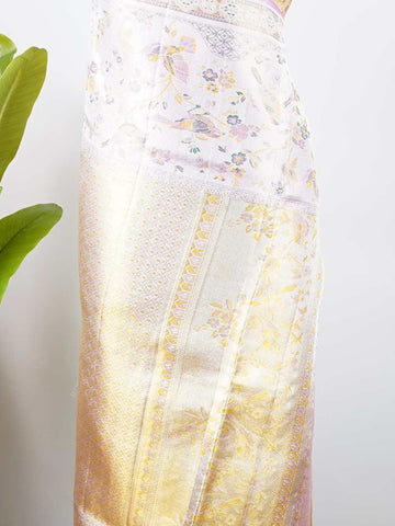Bhavapriya - Pure Kanjivaram Silk Saree | Zari Buttas