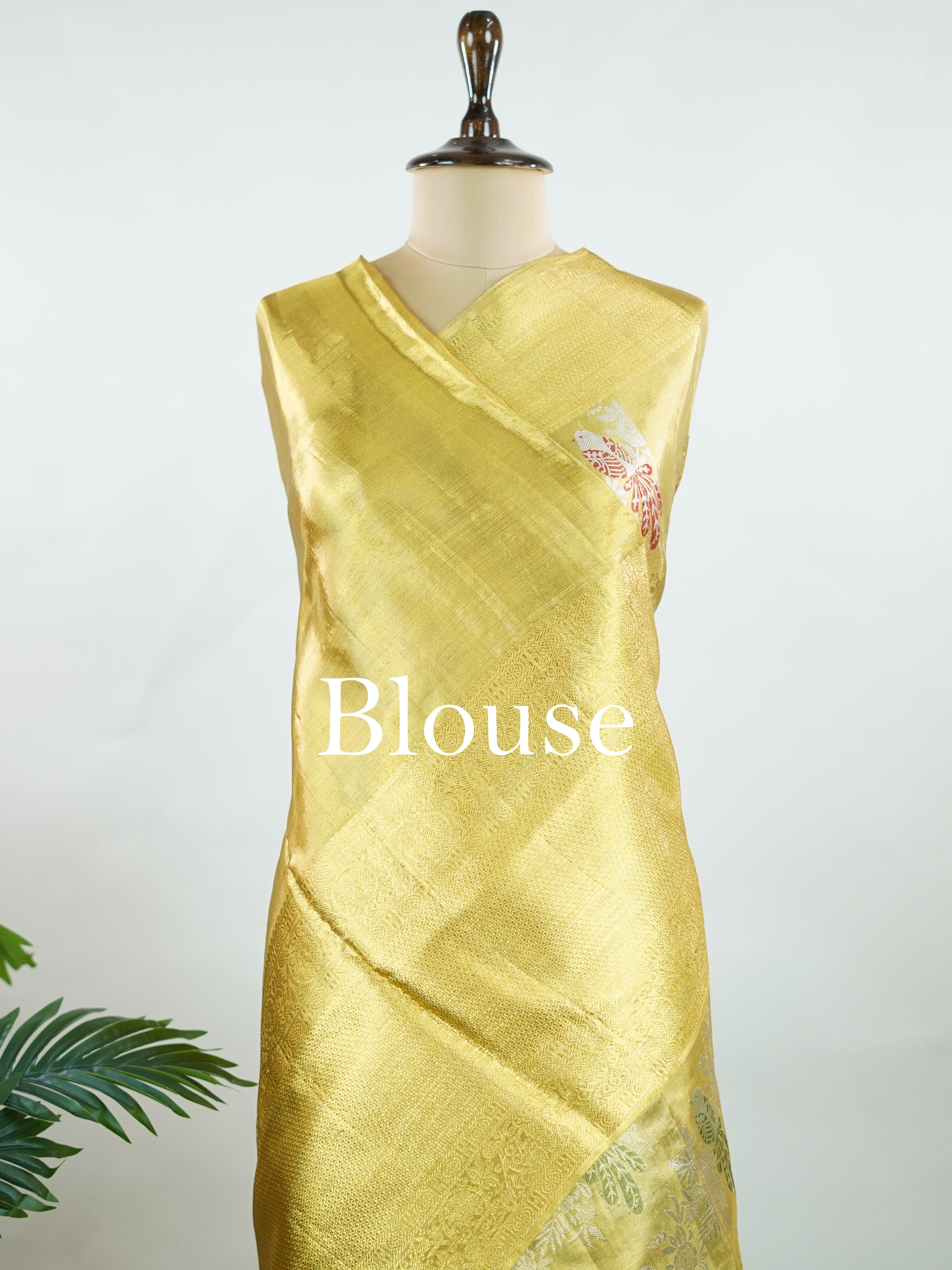 Kanchipuram Silk A timeless treasure for the bride, this pure handloom Kanjivaram saree radiates grandeur with every thread. Woven by master weavers, it carries the weight of tradition and the shimmer of celebration. With its bold zari work and majestic drape, it is crafted to make a bride feel divine on her most special day. An heirloom in the making, steeped in culture and grace. Brindavani Sarang - Pure Kanjivaram Silk Saree - Manoranjitham Weaves - Handloom Store