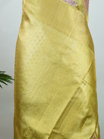 Kanchipuram Silk A timeless treasure for the bride, this pure handloom Kanjivaram saree radiates grandeur with every thread. Woven by master weavers, it carries the weight of tradition and the shimmer of celebration. With its bold zari work and majestic drape, it is crafted to make a bride feel divine on her most special day. An heirloom in the making, steeped in culture and grace. Brindavani Sarang - Pure Kanjivaram Silk Saree - Manoranjitham Weaves - Handloom Store