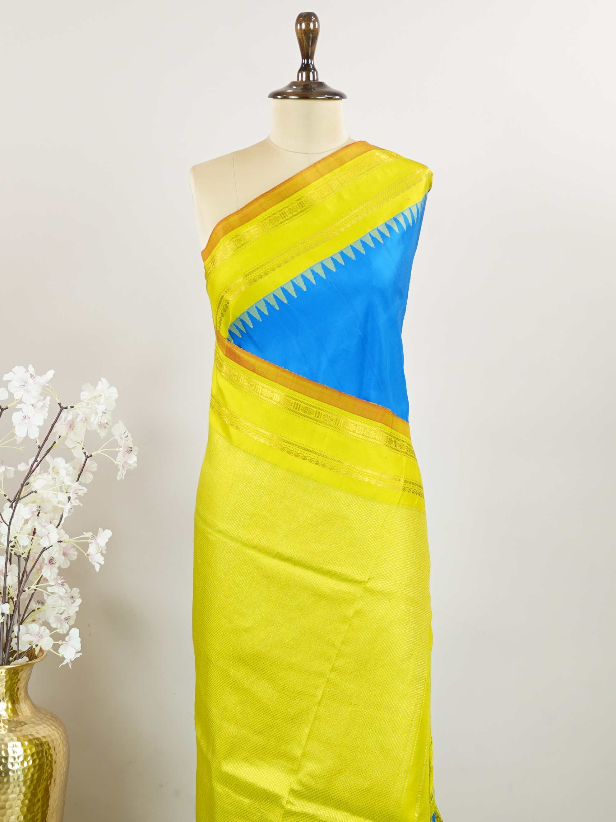 Gadwal Silk This pure handloom Gadwal saree is a testament to timeless tradition, crafted meticulously on looms by master weavers of Telangana. Its vibrant body and shimmering zari borders strike a perfect balance between grandeur and grace. Lightweight yet regal, it’s the ideal choice for weddings, temple visits, and family celebrations. A saree that carries heritage in every thread.

#Manoranjitham #GadwalSilk #HandloomSarees #TelanganaWeaves #HeirloomSilks #ZariElegance #BridalWeaves #TimelessTradition #