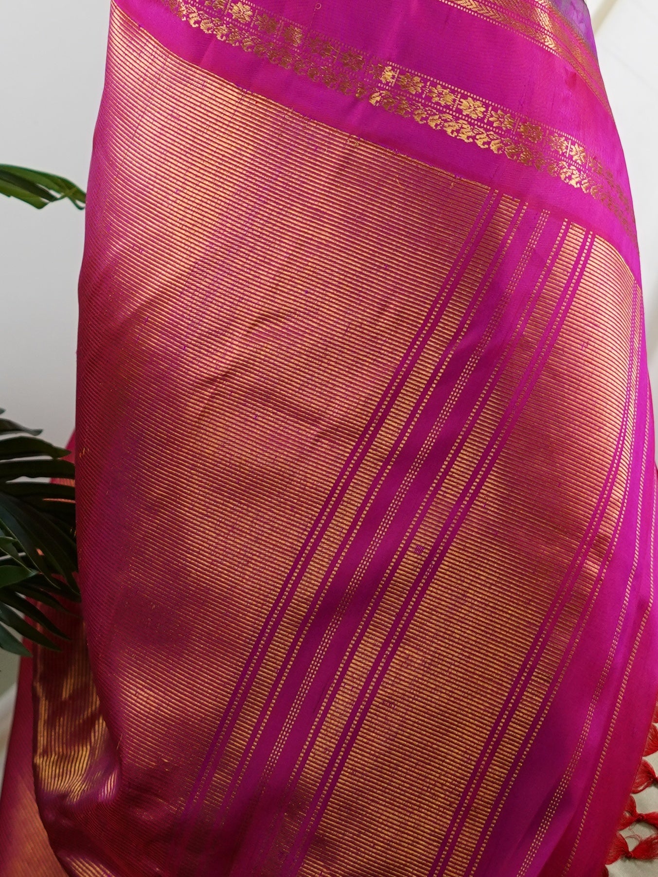 Gadwal Silk  100% Pure Silk  - Manoranjitham Weaves - Handloom Store