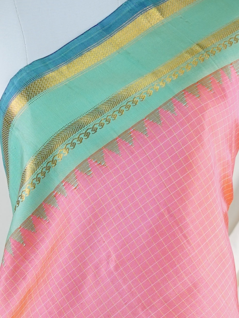 Gadwal Silk  100% Pure Silk  - Manoranjitham Weaves - Handloom Store