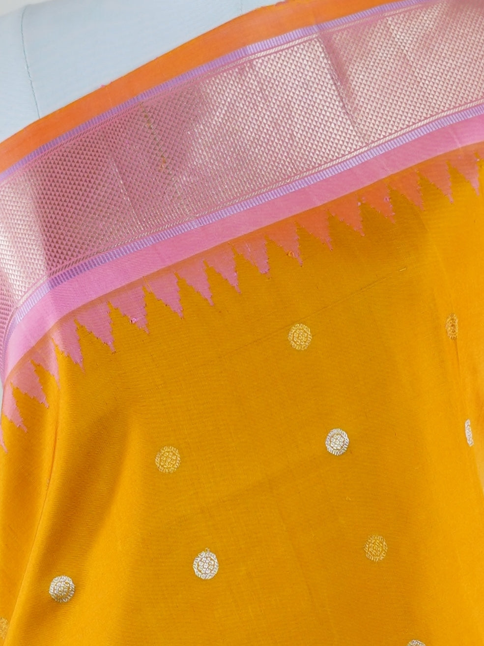Gadwal Silk  100% Pure Silk  - Manoranjitham Weaves - Handloom Store