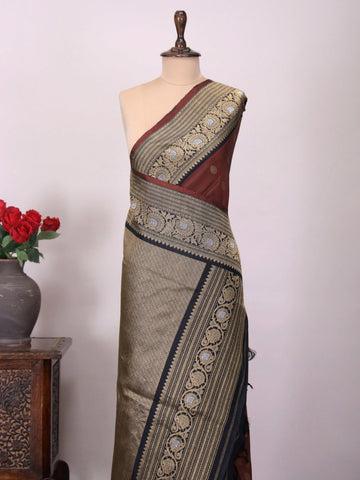 Jayanthi - Handloom Gadwal Silk Saree