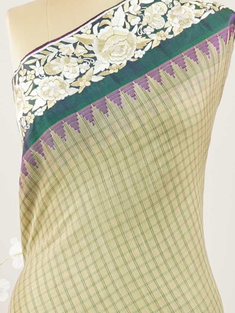 Gadwal Silk A luminous pure tissue saree, feather-light and festive, shimmering softly with every movement.br
The pallu and blouse are brought to life with intricate Katha embroidery—each motif a tale in thread.br
Graceful and artistic, it’s perfect for intimate weddings, receptions, or meaningful celebrations.br
A drape that glows with elegance and whispers stories through its stitches.br
#Manoranjitham #PureTissueSaree #KathaEmbroidery #HandcraftedElegance #ArtInThread #LightAsAir #FestiveWeaves Rupalatha