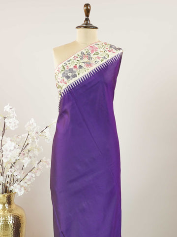 Gadwal Silk Royal blue silk adorned with pista green borders, brought alive with embroidery. The colours dance in harmony for vibrant occasions. Light on the body yet rich in appeal. A modern twist to heritage Gadwals. #RoyalBlueSilk #GadwalEmbroidery #NoZari #LightLuxury Amritavarshini - Royal Blue Handwork Embroidered Silk Saree | Parsigara Embroidery - Manoranjitham Weaves - Handloom Store