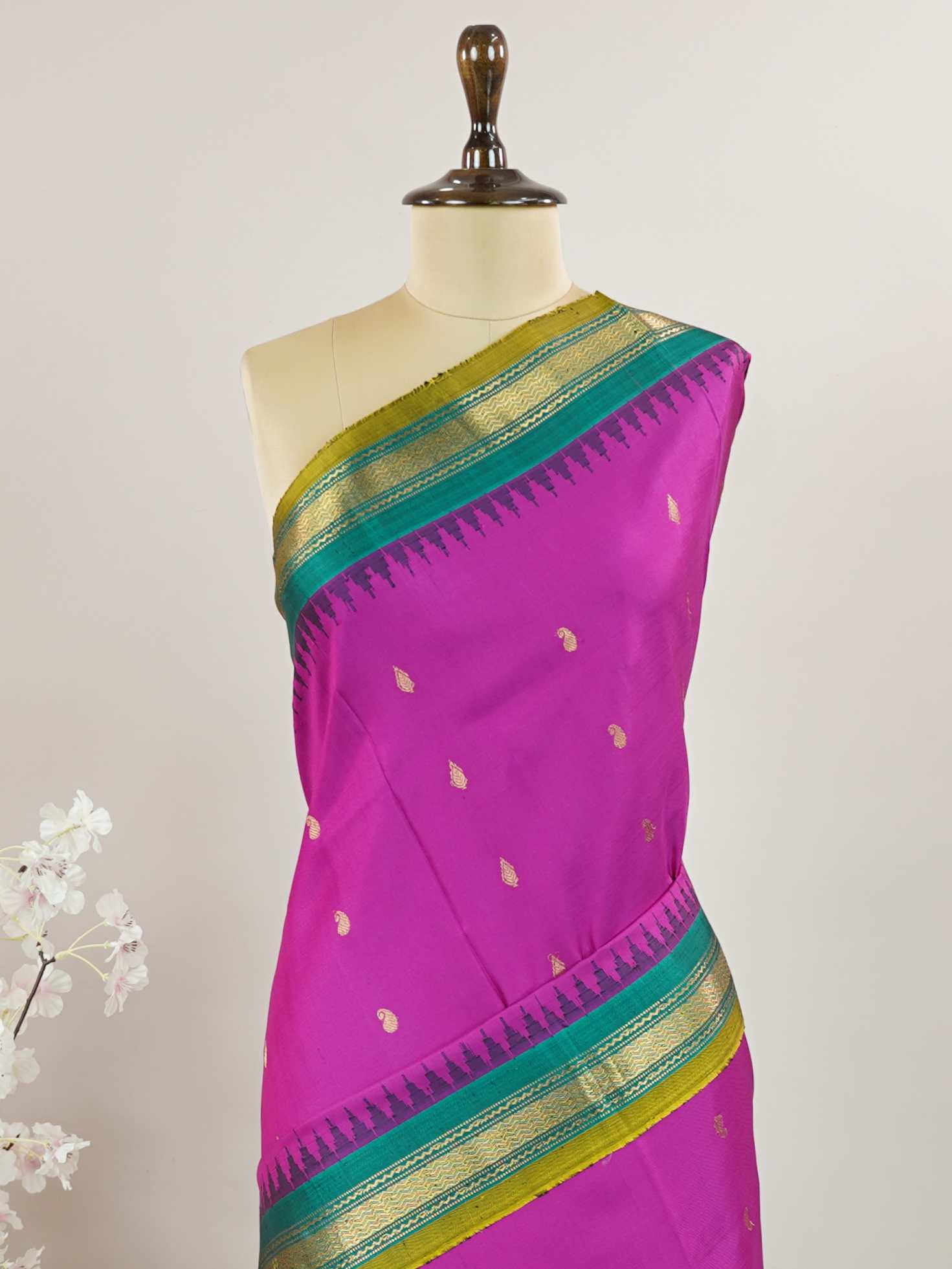 Gadwal Silk Gadwal handlooms are where simplicity meets regal artistry. Their contrast borders and rich pallus embody cultural pride. Anandamayi - Handloom Gadwal Silk Saree | Pure Silk | Zari Border - Manoranjitham Weaves - Handloom Store