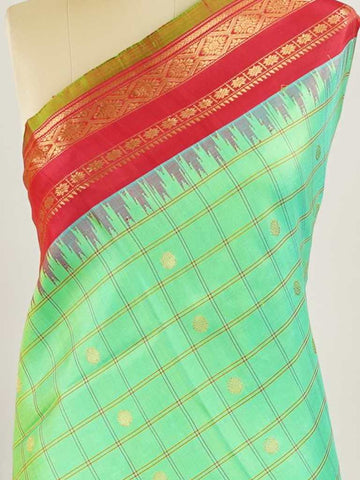Gadwal Silk Gadwal handlooms are where simplicity meets regal artistry. Their contrast borders and rich pallus embody cultural pride. Lavanya - Gadwal saree - Manoranjitham Weaves - Handloom Store