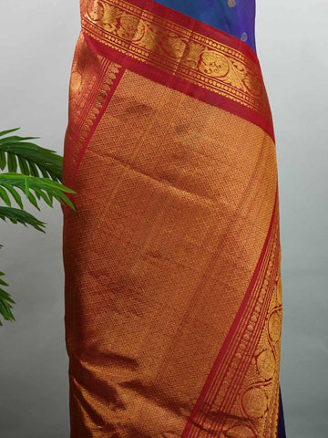 Nalini - Handloom Gadwal Silk Saree | Pure Silk | Zari Border