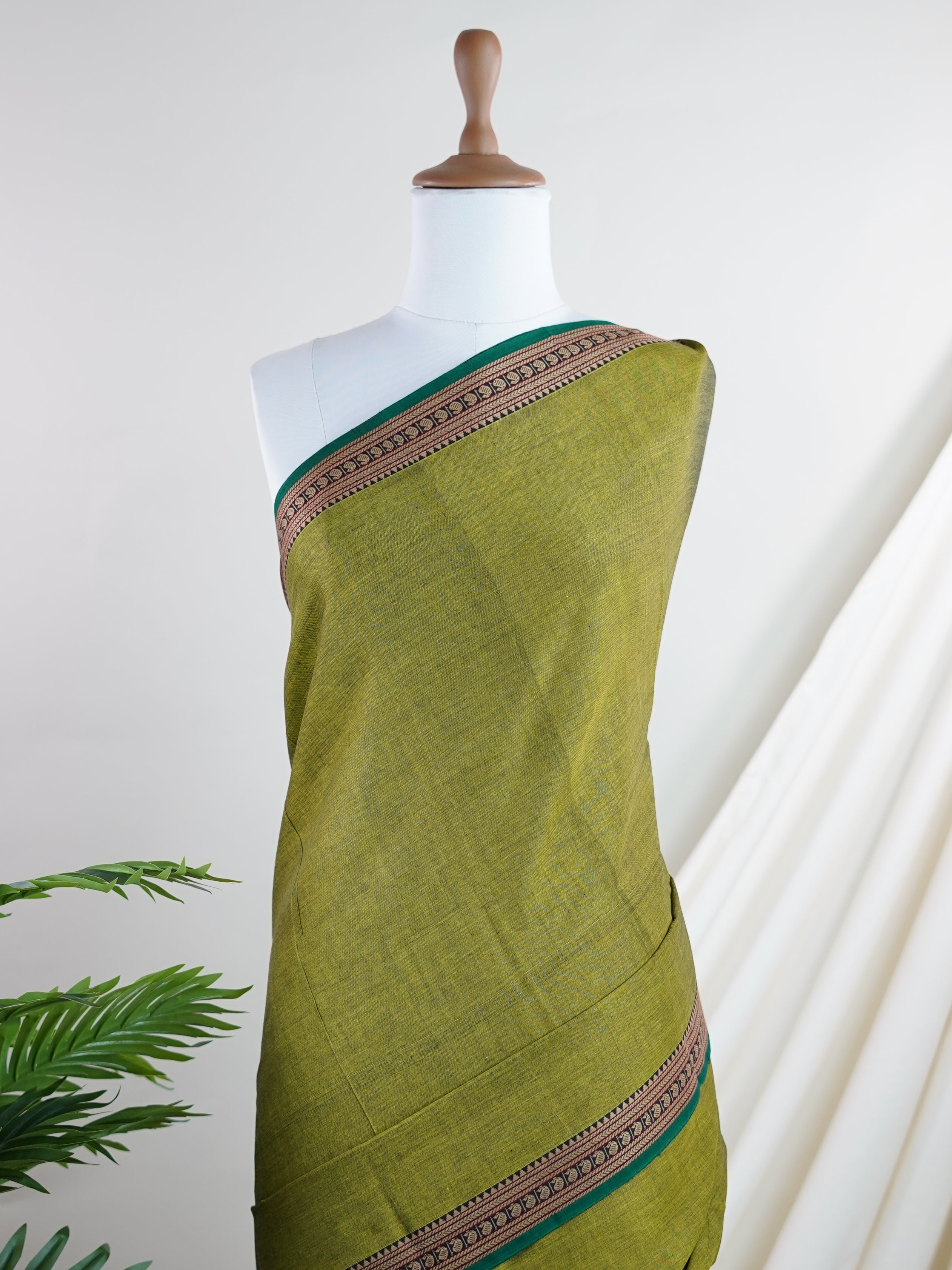 Narayanpet  100% Handspun Cotton - Manoranjitham Weaves - Handloom Store