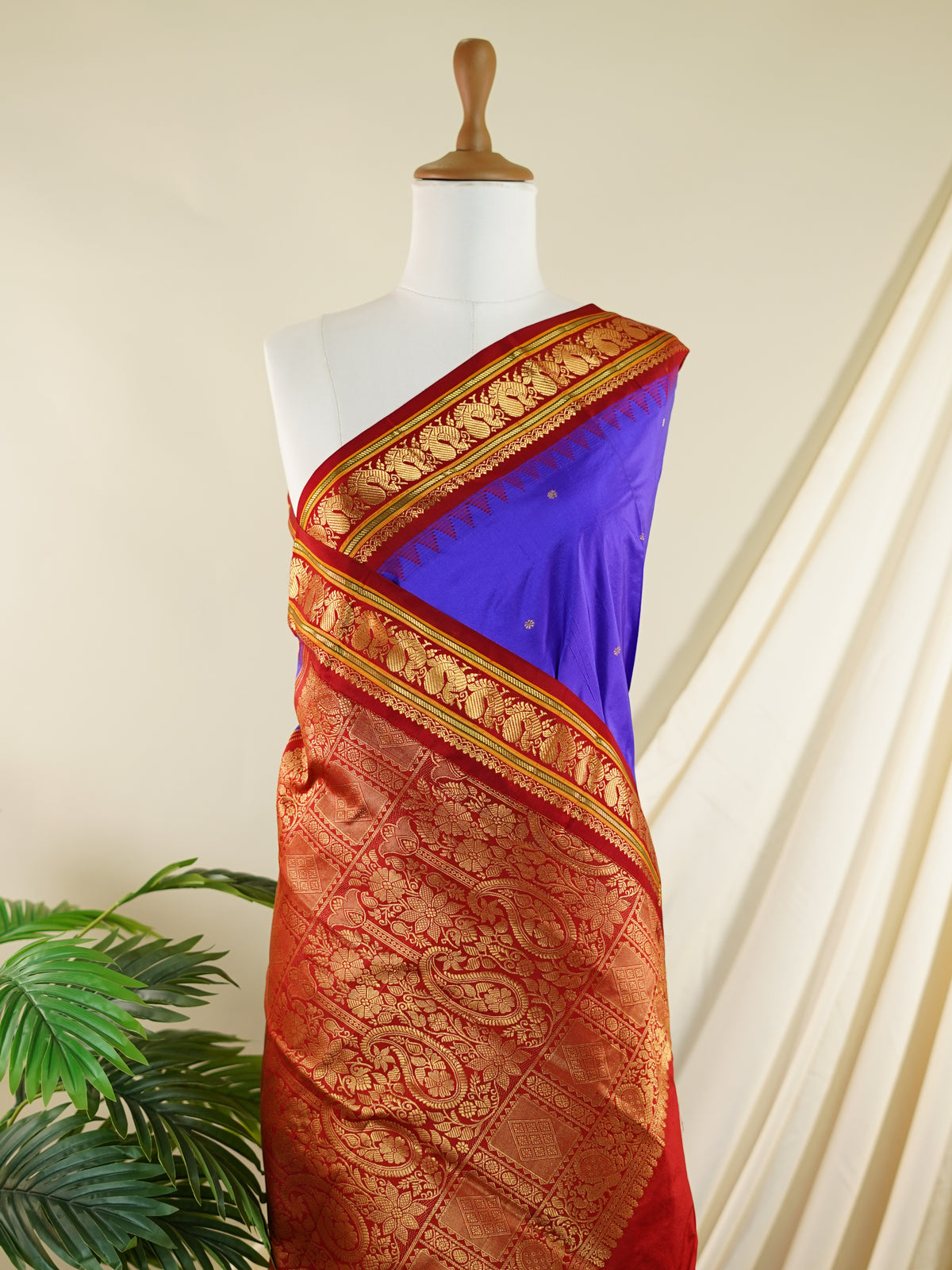 Narayanpet Purple 100% Pure Silk  - Manoranjitham Weaves - Handloom Store