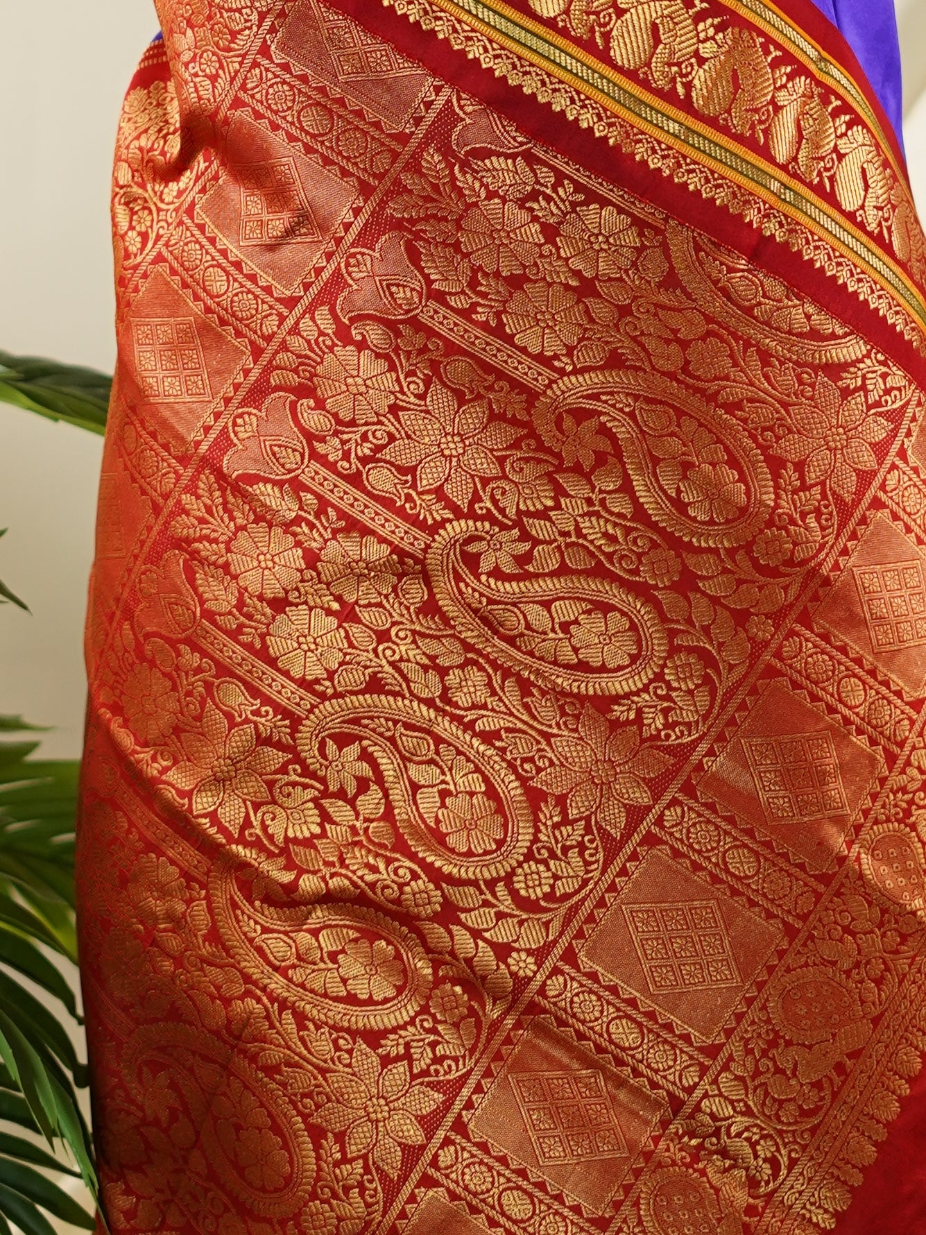 Narayanpet Purple 100% Pure Silk  - Manoranjitham Weaves - Handloom Store