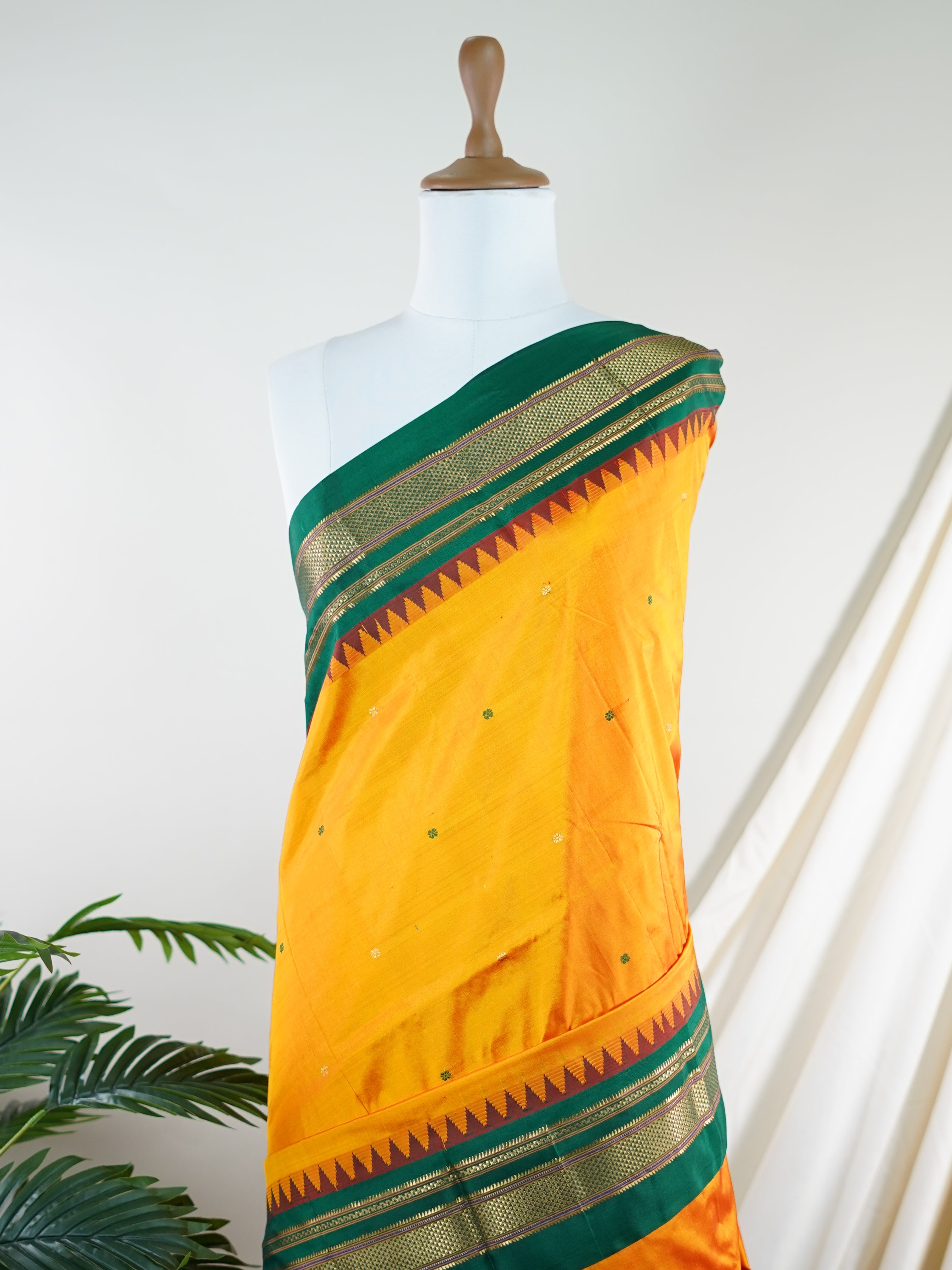 Narayanpet Orange 100% Pure Silk  - Manoranjitham Weaves - Handloom Store