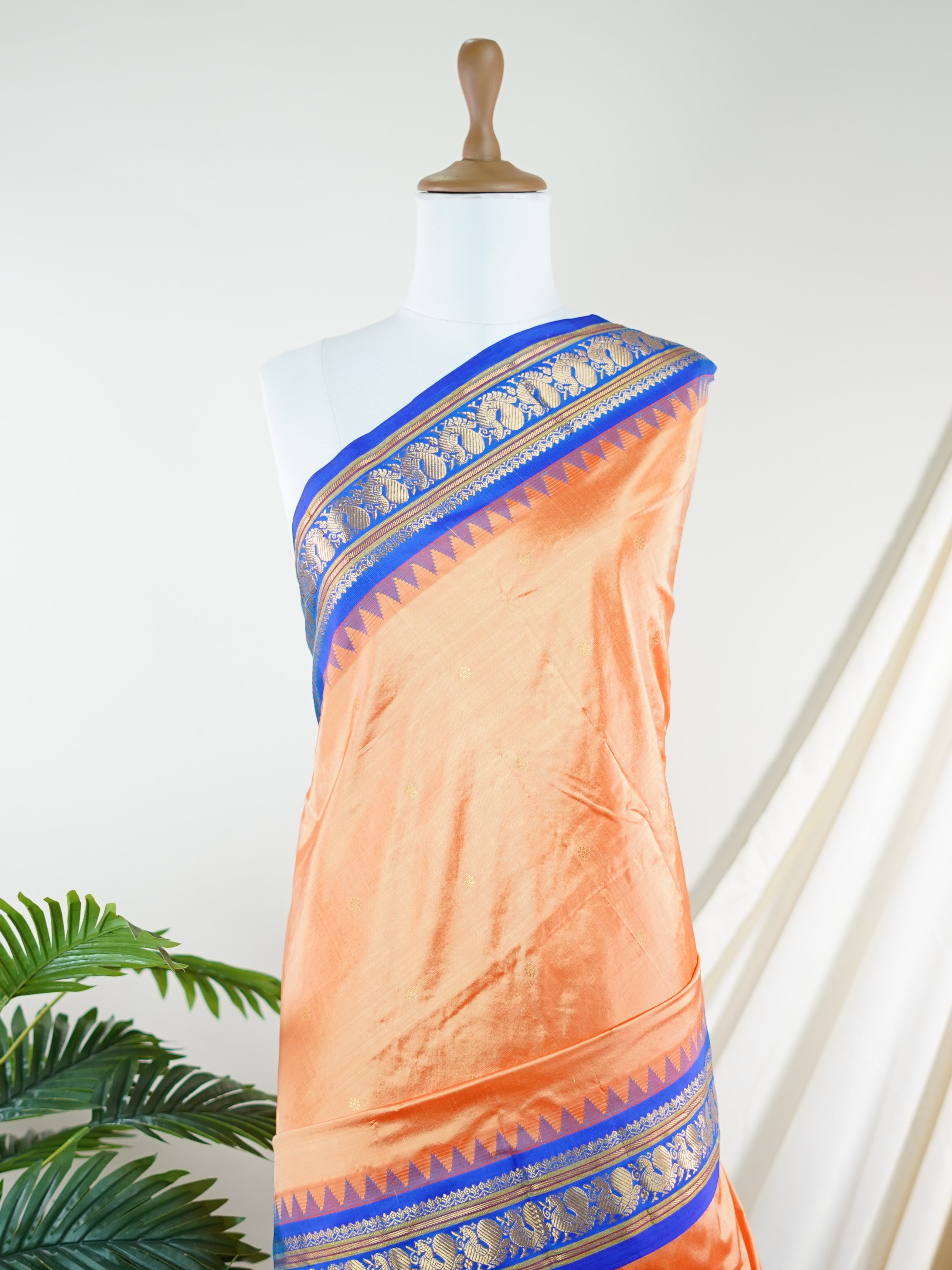 Narayanpet Orange 100% Pure Silk  - Manoranjitham Weaves - Handloom Store