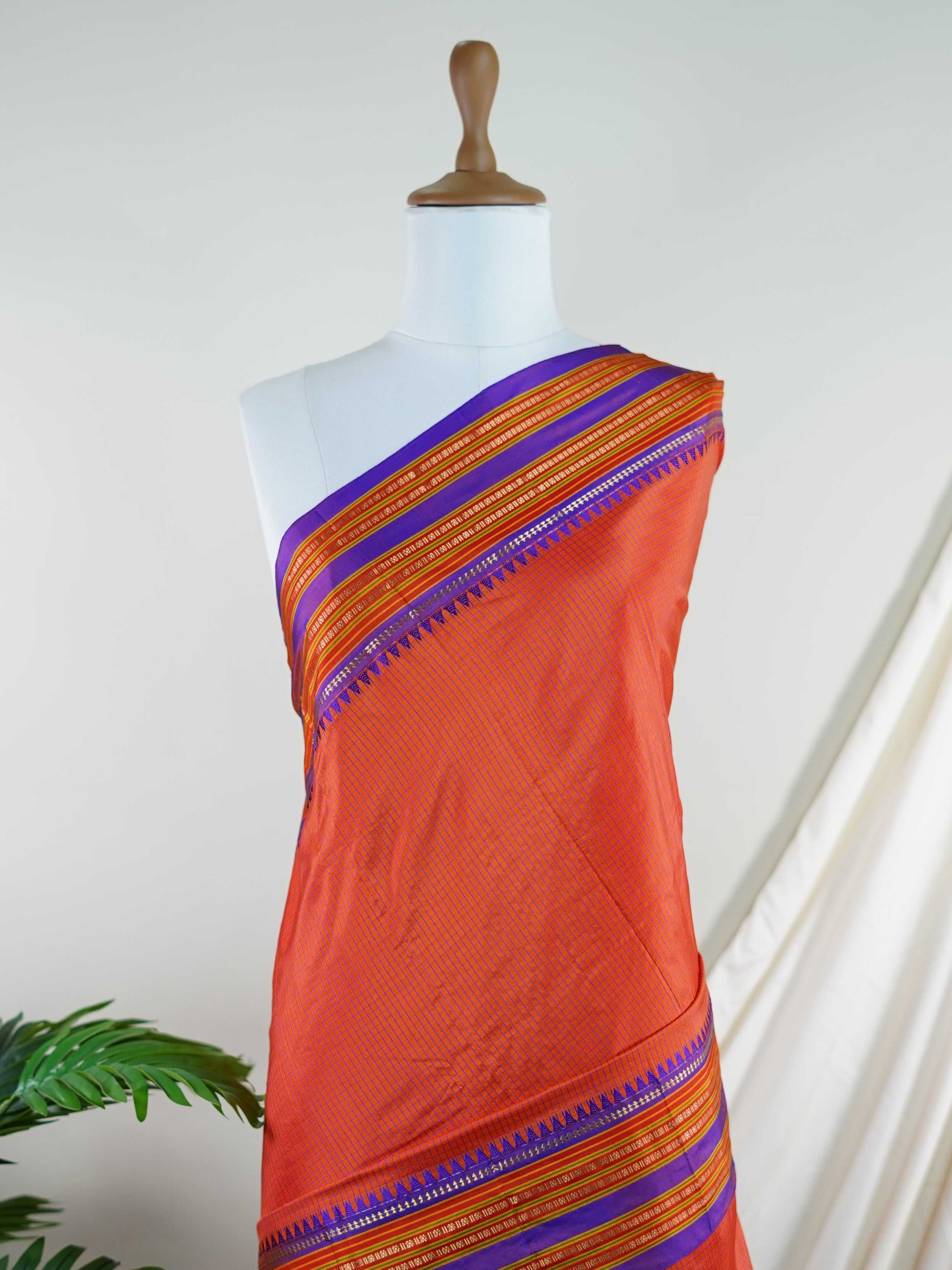 Narayanpet Orange 100% Pure Silk  - Manoranjitham Weaves - Handloom Store