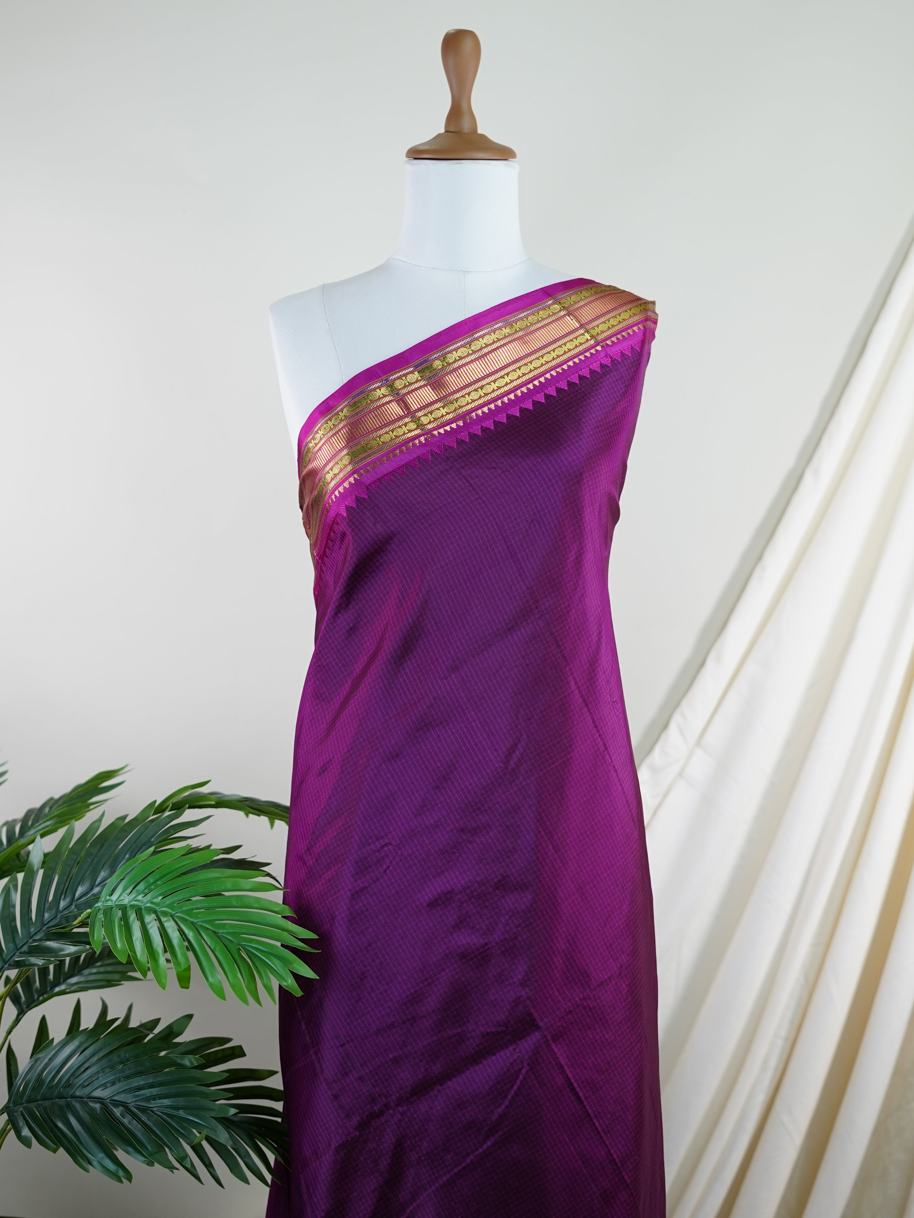 Narayanpet Purple 100% Pure Silk  - Manoranjitham Weaves - Handloom Store