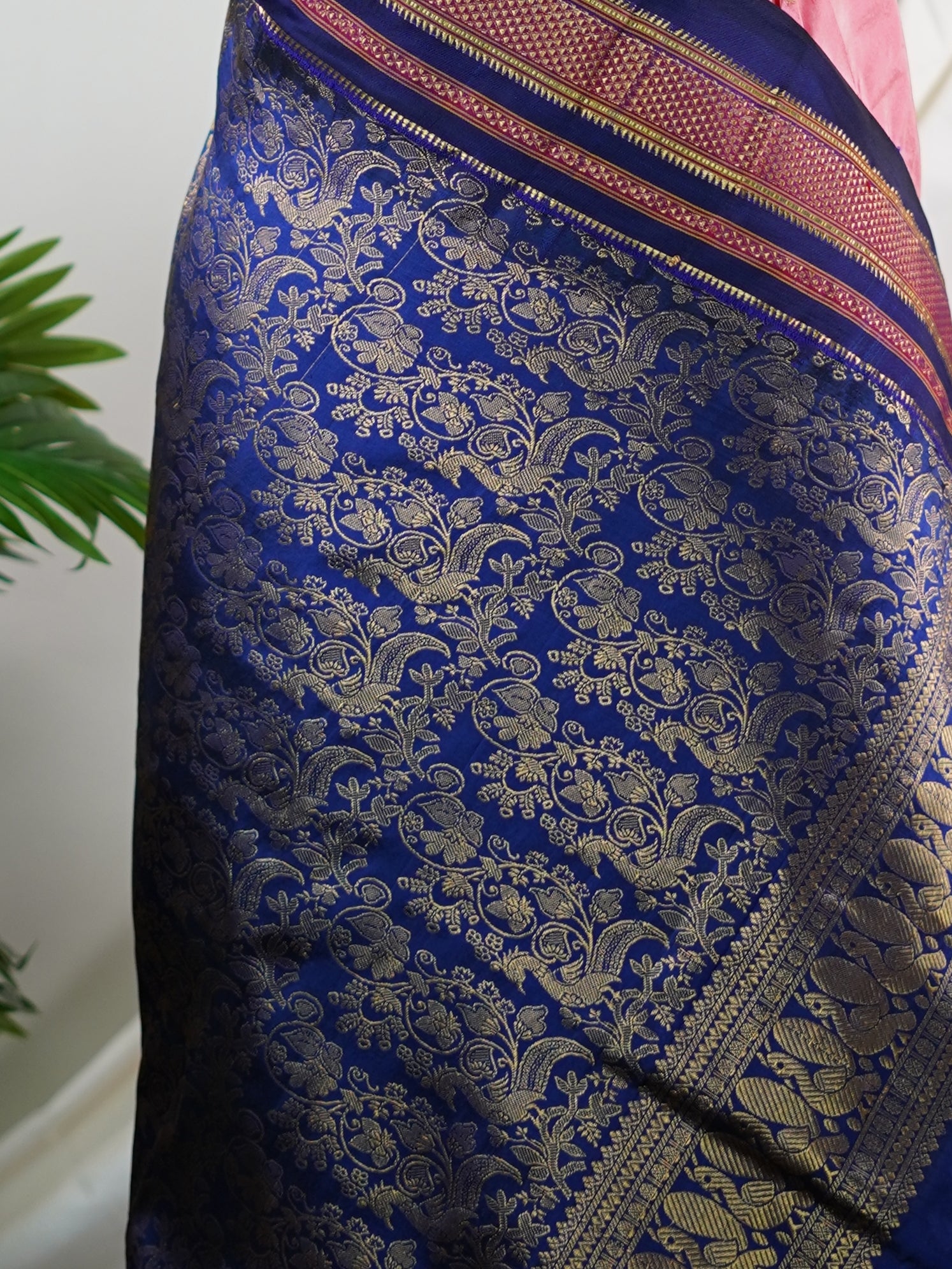 Narayanpet Baby Pink 100% Pure Silk  - Manoranjitham Weaves - Handloom Store