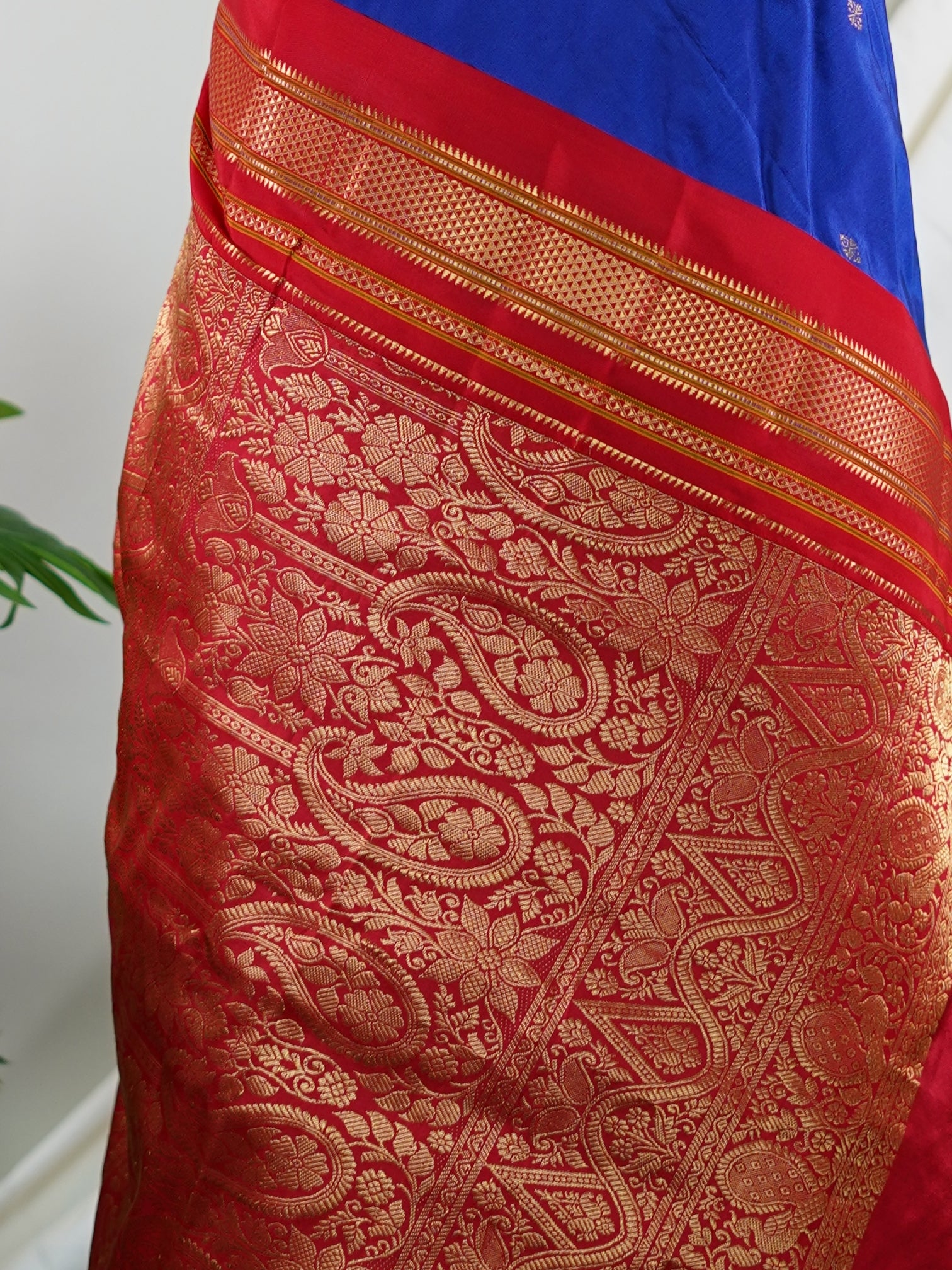 Narayanpet Indigo Blue 100% Pure Silk  - Manoranjitham Weaves - Handloom Store