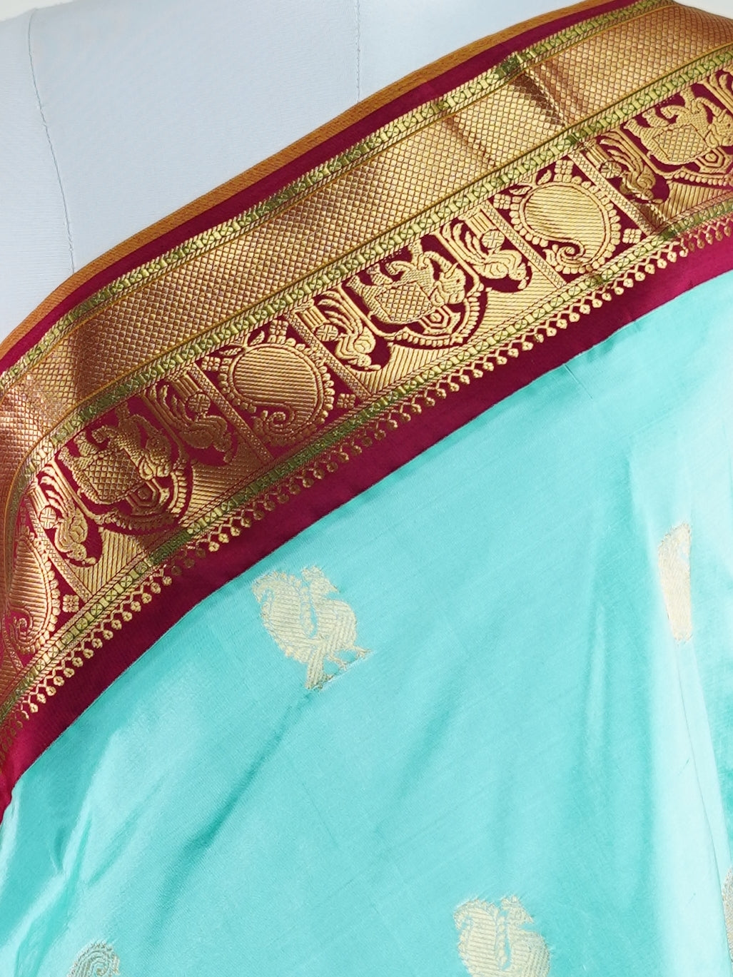 Narayanpet Light Blue 100% Pure Silk  - Manoranjitham Weaves - Handloom Store