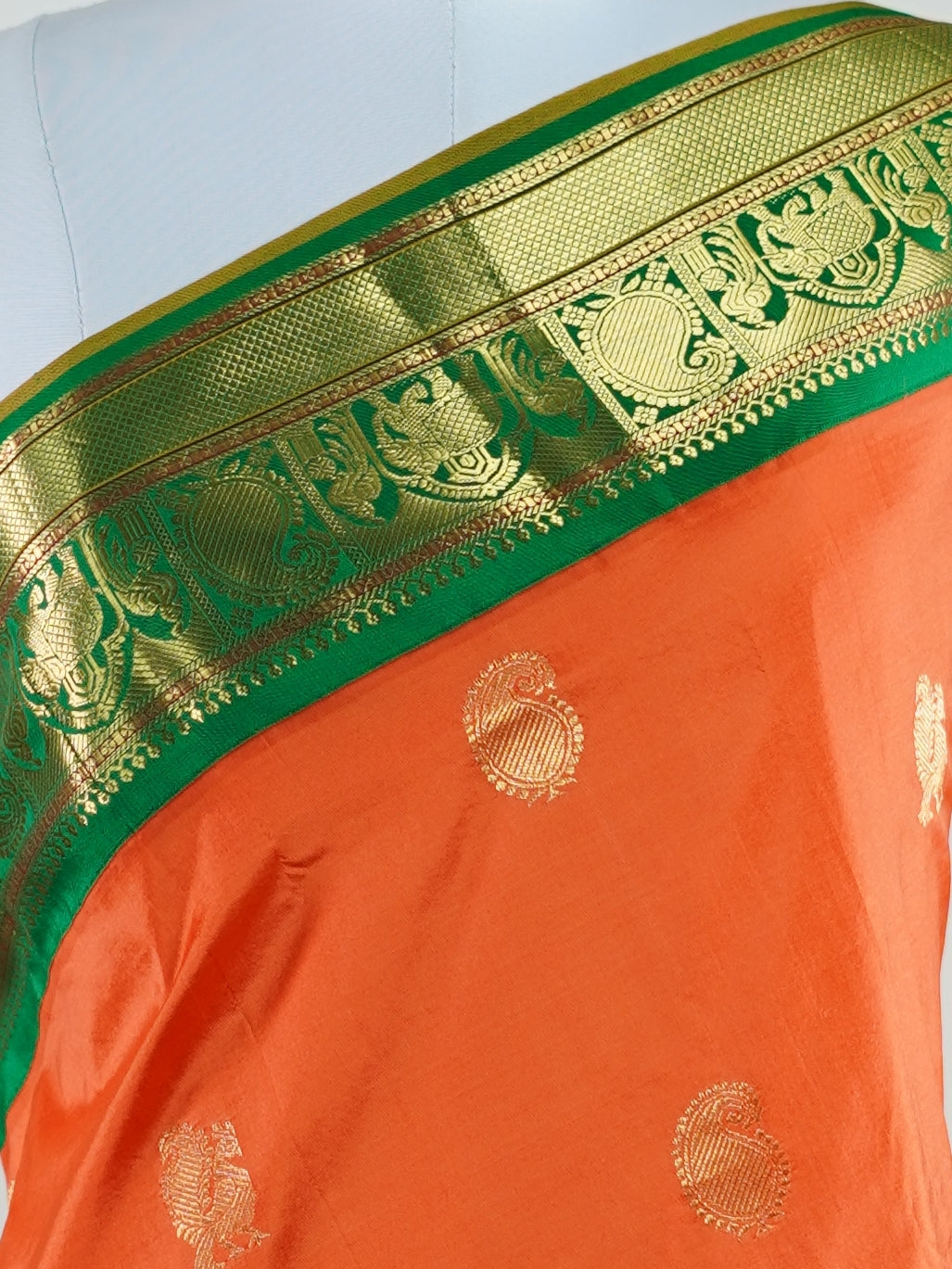 Narayanpet Orange 100% Pure Silk  - Manoranjitham Weaves - Handloom Store