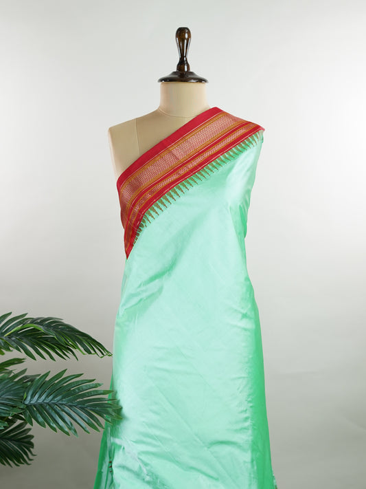 Narayanpet Narayanpet plain sarees are known for their elegant simplicity, featuring rich cotton or silk textures with contrasting borders.
They beautifully blend traditional craftsmanship with everyday comfort, making them perfect for both casual and festive wear. Shivaduti - Manoranjitham Weaves - Handloom Store