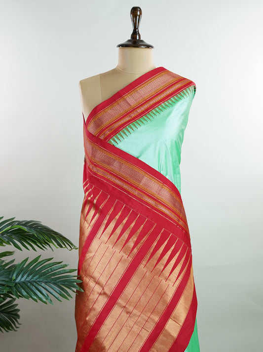 Narayanpet Narayanpet plain sarees are known for their elegant simplicity, featuring rich cotton or silk textures with contrasting borders.
They beautifully blend traditional craftsmanship with everyday comfort, making them perfect for both casual and festive wear. Shivaduti - Manoranjitham Weaves - Handloom Store