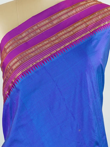 Narayanpet Narayanpet plain sarees are known for their elegant simplicity, featuring rich cotton or silk textures with contrasting borders.
They beautifully blend traditional craftsmanship with everyday comfort, making them perfect for both casual and festive wear. Parinitha - Manoranjitham Weaves - Handloom Store