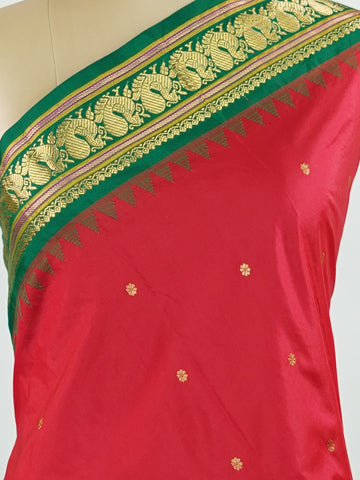 Narayanpet Narayanpet plain sarees are known for their elegant simplicity, featuring rich cotton or silk textures with contrasting borders.
They beautifully blend traditional craftsmanship with everyday comfort, making them perfect for both casual and festive wear. Hirnmayee - Manoranjitham Weaves - Handloom Store