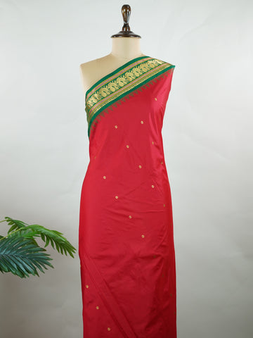 Narayanpet Narayanpet plain sarees are known for their elegant simplicity, featuring rich cotton or silk textures with contrasting borders.
They beautifully blend traditional craftsmanship with everyday comfort, making them perfect for both casual and festive wear. Hirnmayee - Manoranjitham Weaves - Handloom Store