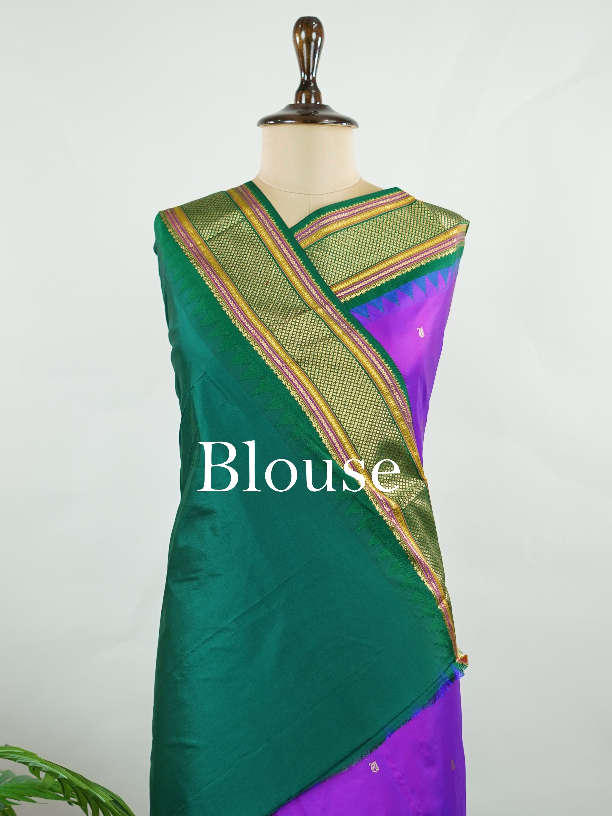 Narayanpet Narayanpet plain sarees are known for their elegant simplicity, featuring rich cotton or silk textures with contrasting borders.
They beautifully blend traditional craftsmanship with everyday comfort, making them perfect for both casual and festive wear. Eshira - Manoranjitham Weaves - Handloom Store