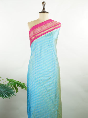 Narayanpet Narayanpet plain sarees are known for their elegant simplicity, featuring rich cotton or silk textures with contrasting borders.
They beautifully blend traditional craftsmanship with everyday comfort, making them perfect for both casual and festive wear. Jaganmantha - Manoranjitham Weaves - Handloom Store