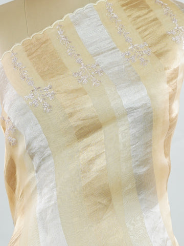 Organza Elegant organza saree in gold and cream hues featuring exquisite Aari Peeta work on the pallu. The sheer, lightweight fabric drapes gracefully, creating a regal and refined silhouette.br data-start=186 data-end=189Intricate handcrafted embroidery adds richness, texture, and timeless traditional charm.br data-start=277 data-end=280Perfect for weddings, festive celebrations, and special occasions with classic elegance. Dhanya - Organza Saree | Embroidered - Manoranjitham Weaves - Handloom Store