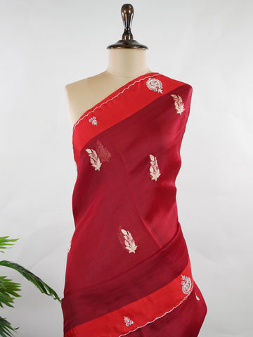 Organza Elegant red organza saree featuring exquisite embroidery for a stunning festive look.br data-start=85 data-end=88The sheer, lightweight fabric creates a graceful and flowy silhouette.br data-start=158 data-end=161Beautiful embroidered detailing adds richness and refined craftsmanship.br data-start=233 data-end=236Perfect for weddings, parties, and special occasions where you want to stand out. Tanirika - Organza Saree | Embroidered - Manoranjitham Weaves - Handloom Store