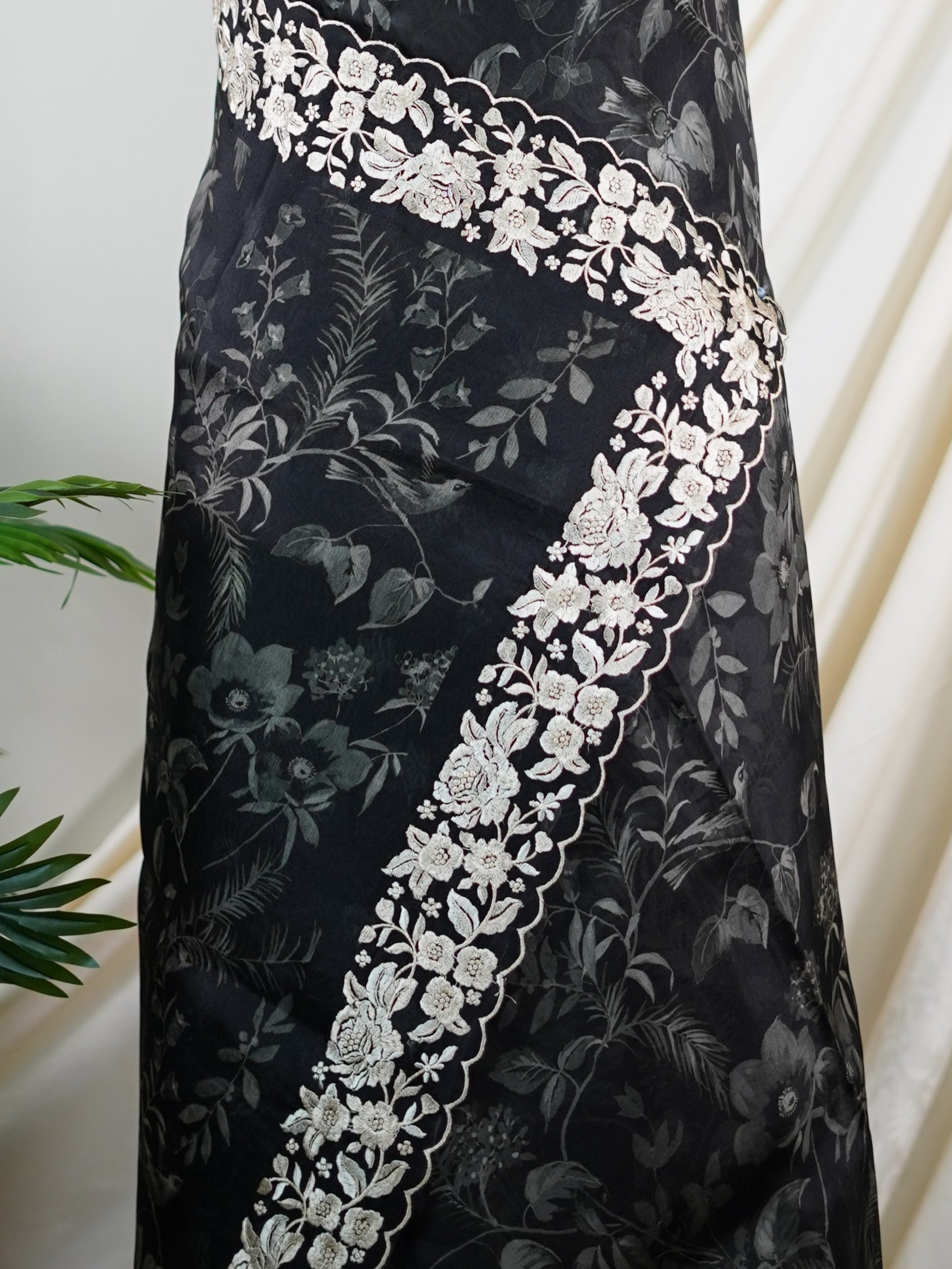 Tussar Black Organza - Manoranjitham Weaves - Handloom Store