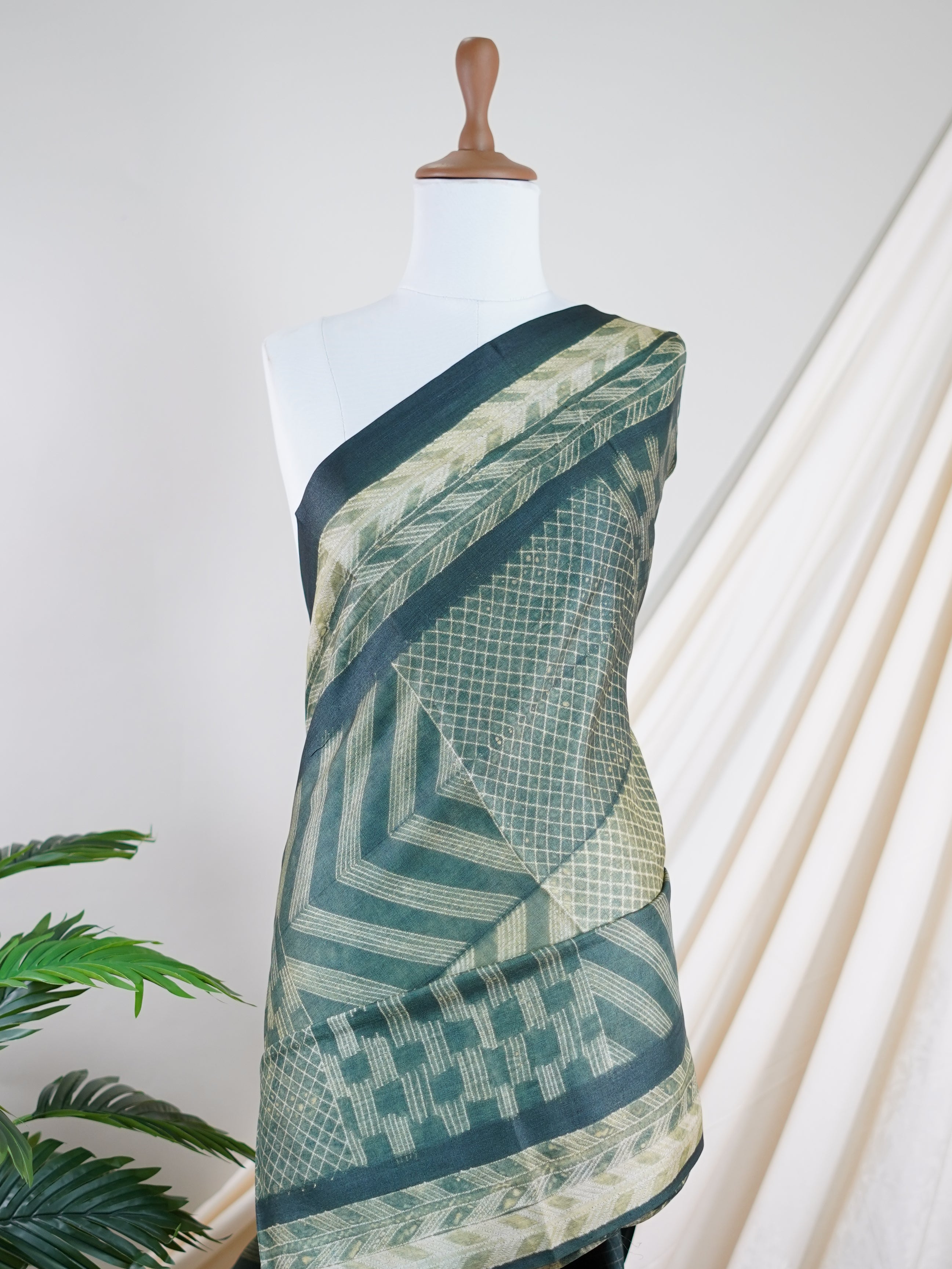 Tussar  100% Pure Tussar - Manoranjitham Weaves - Handloom Store